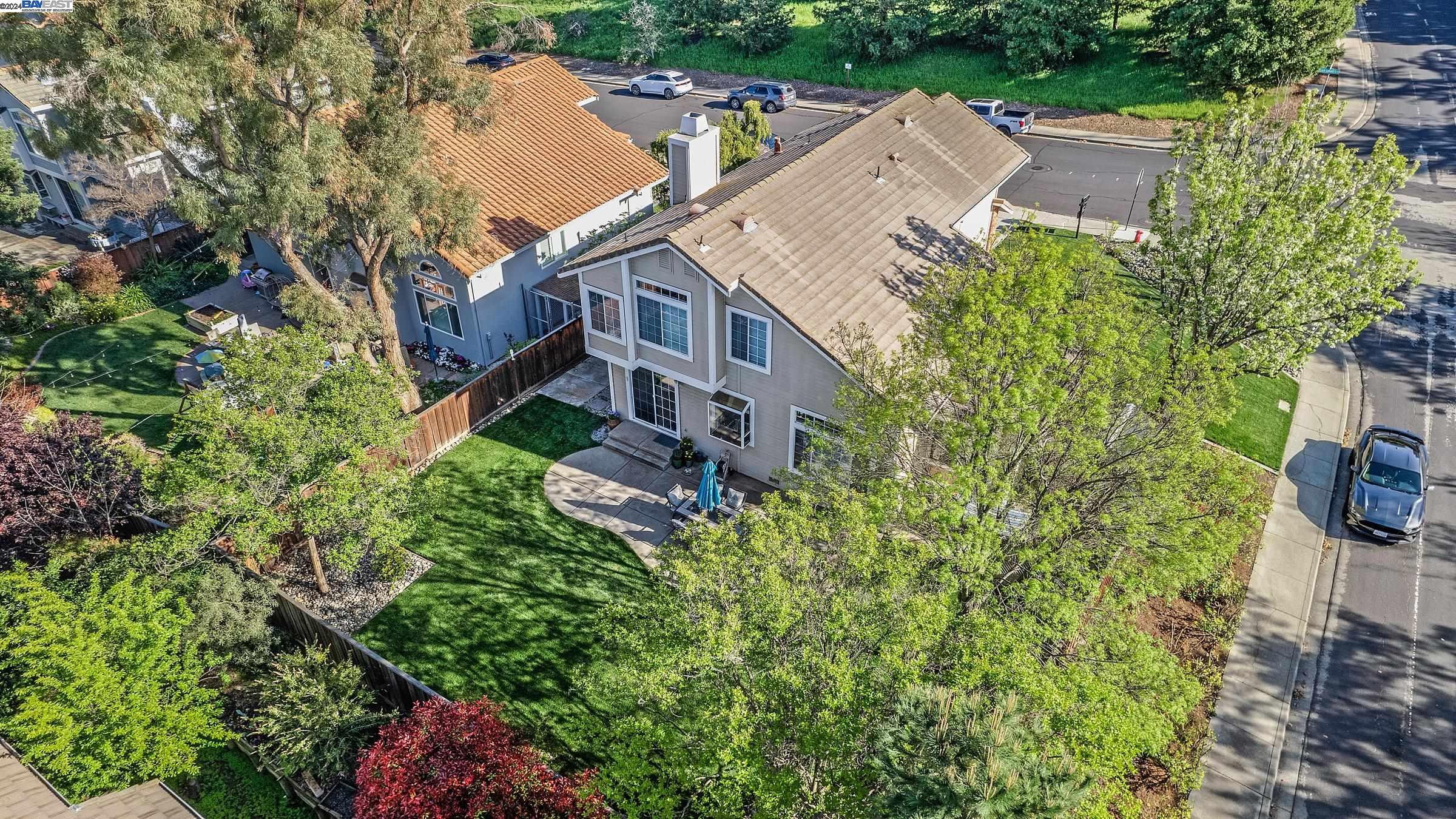 3816 Loch Lomand Way