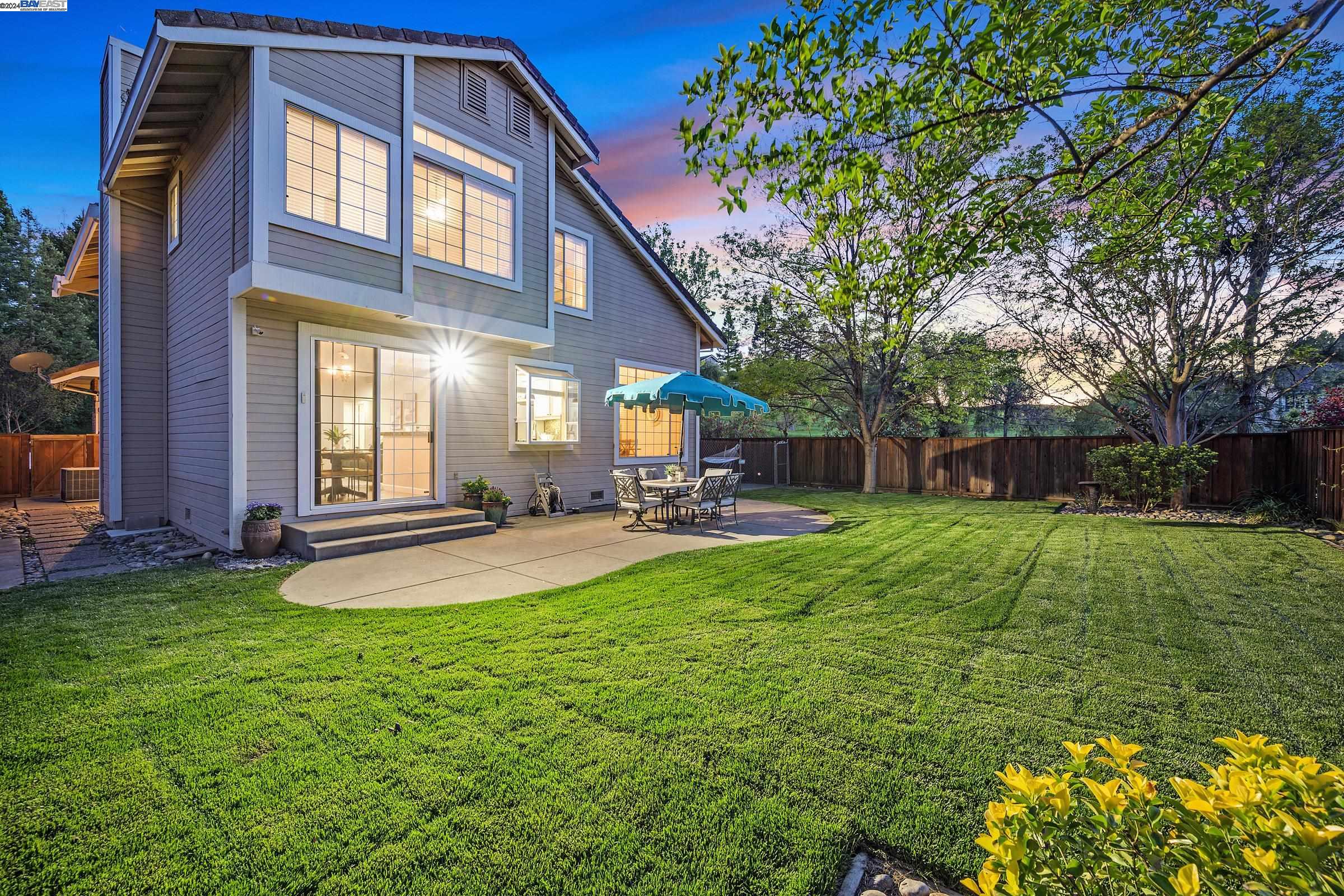 3816 Loch Lomand Way