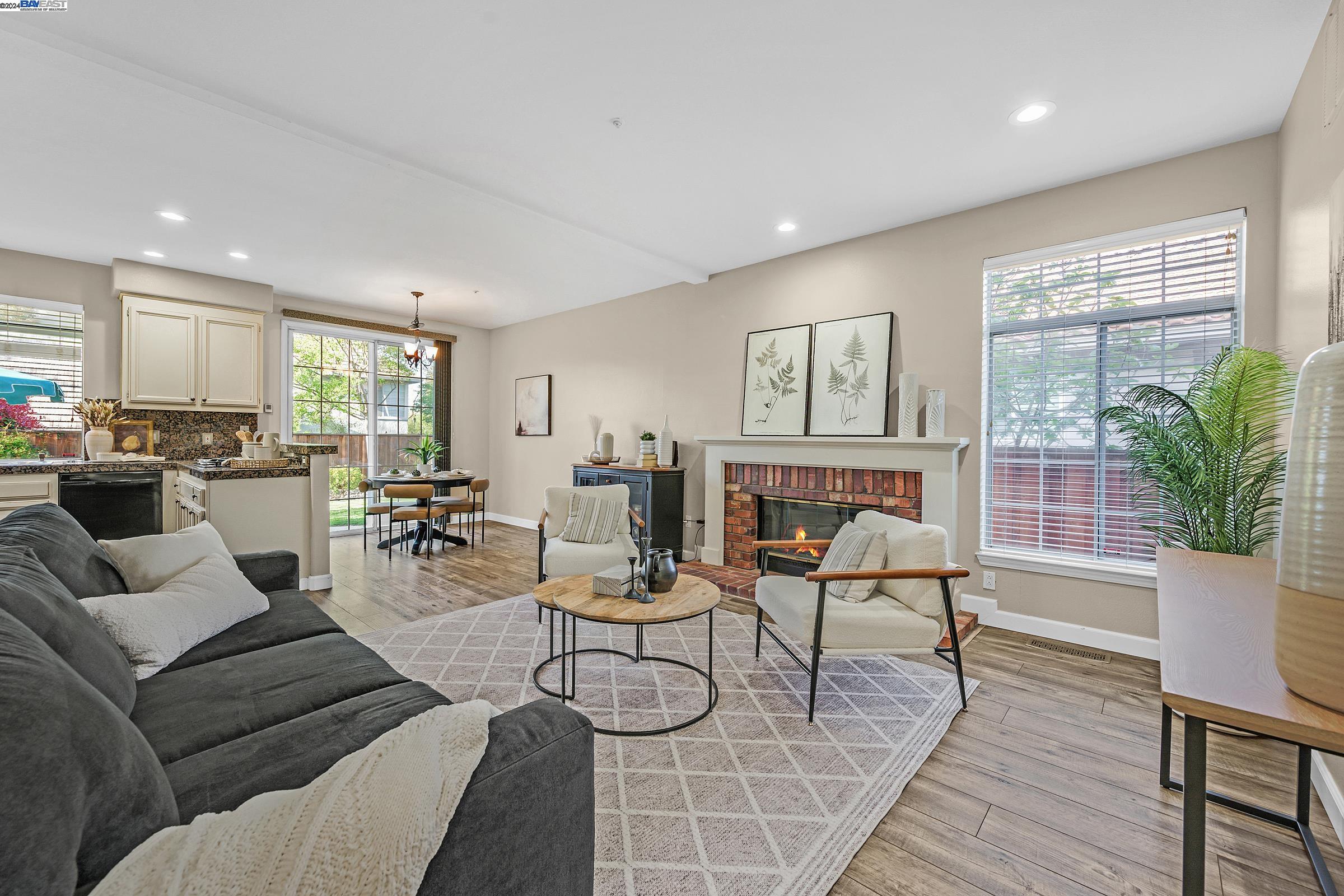 3816 Loch Lomand Way