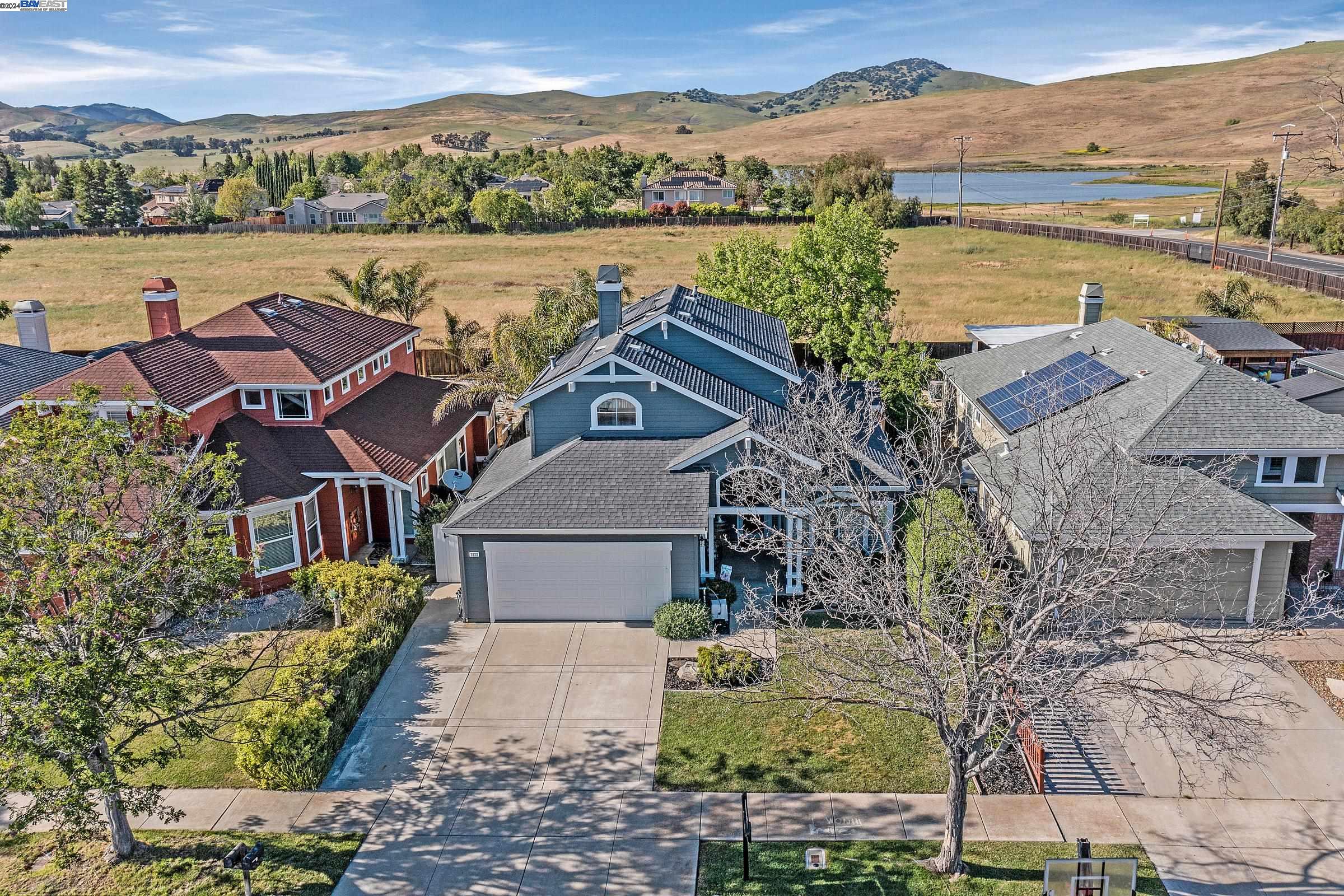 1833 Meadow Glen Dr.