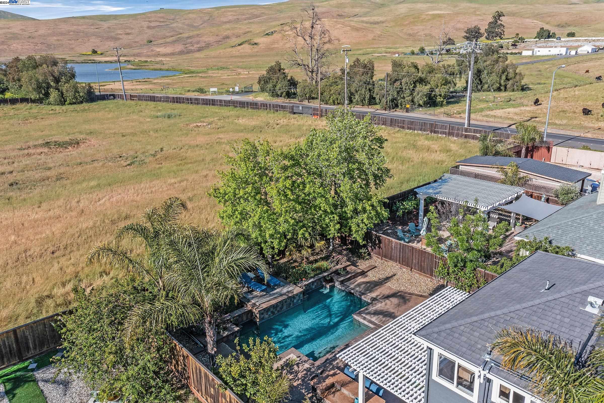 1833 Meadow Glen Dr.