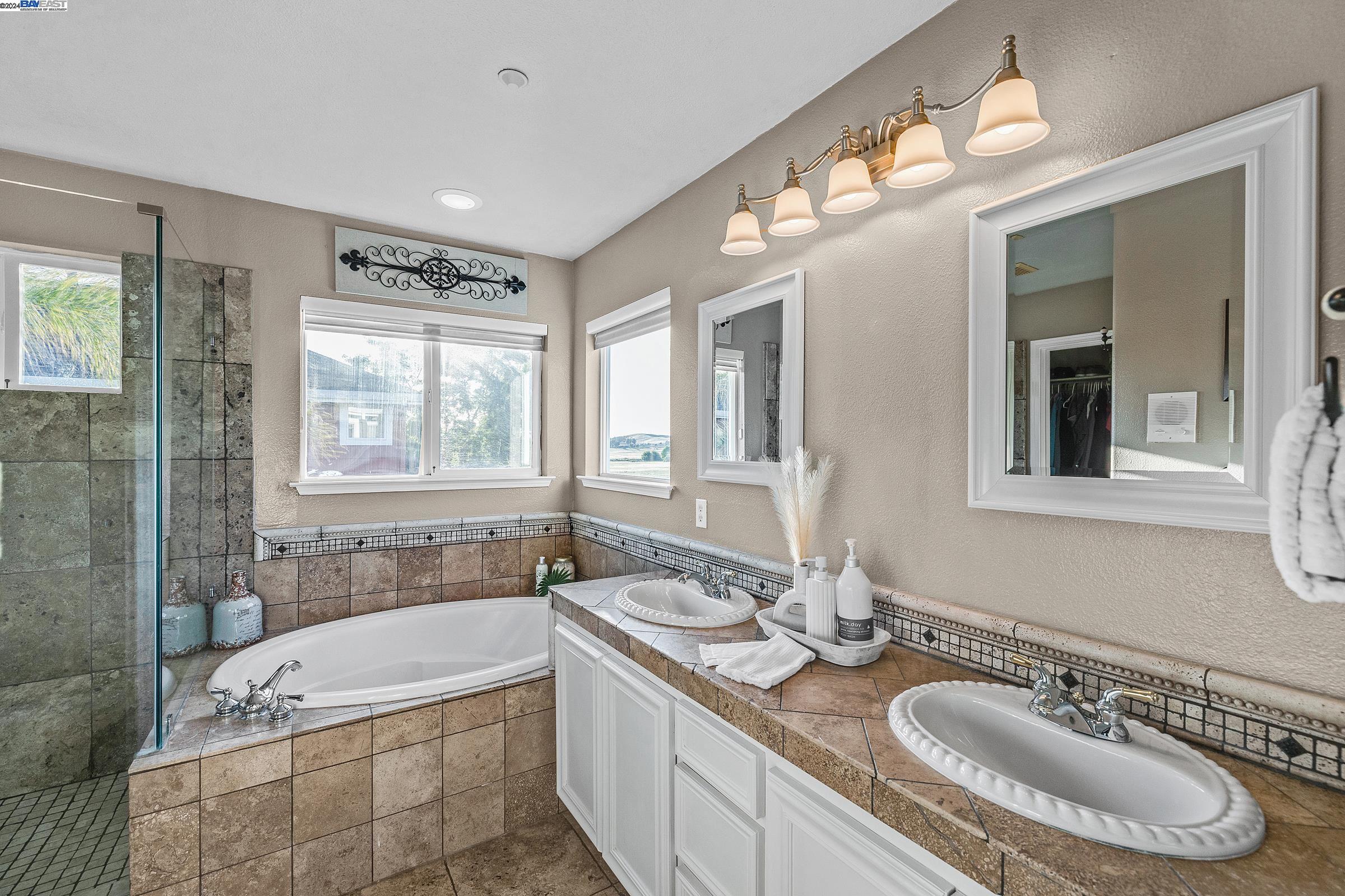 1833 Meadow Glen Dr.