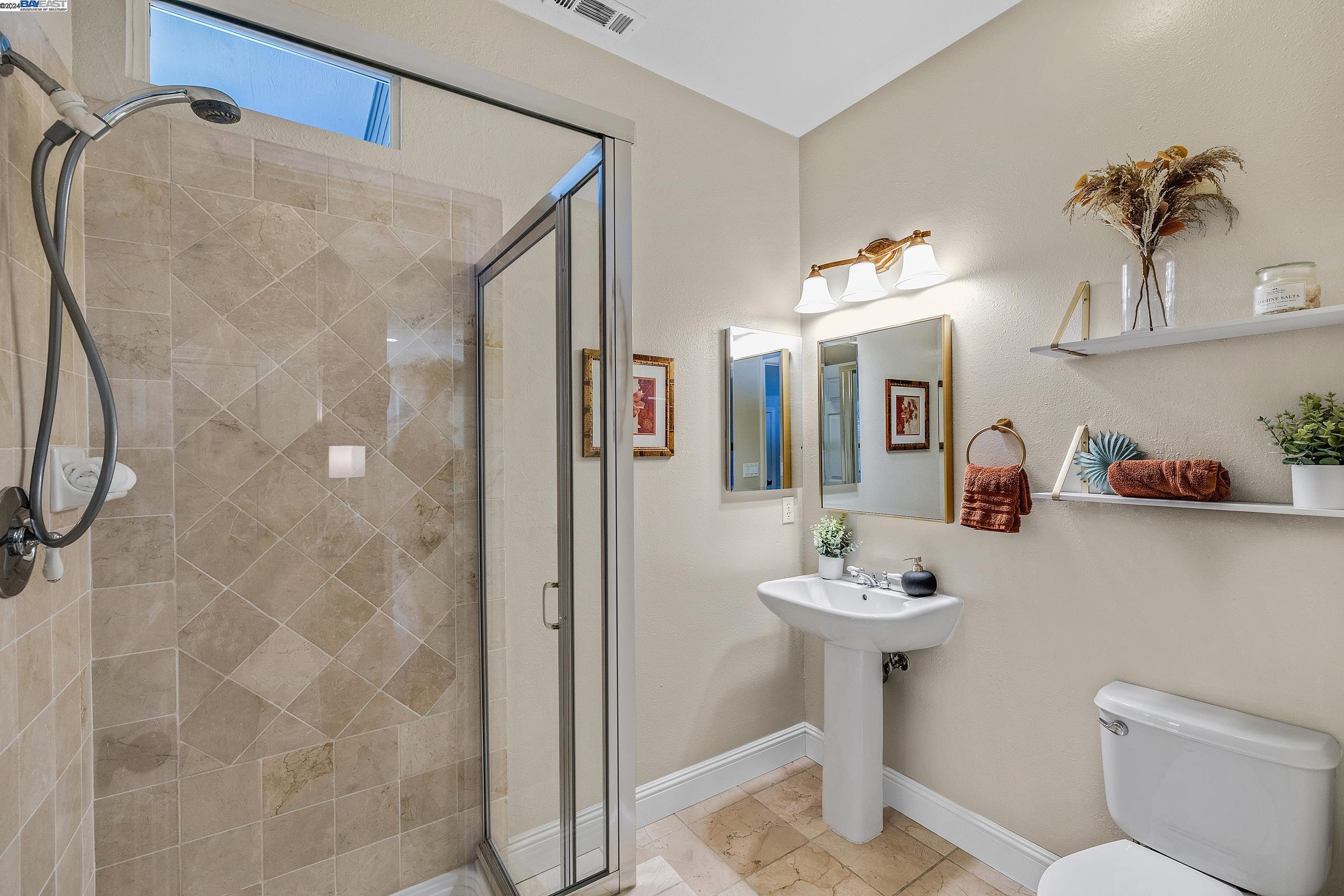 1833 Meadow Glen Dr.