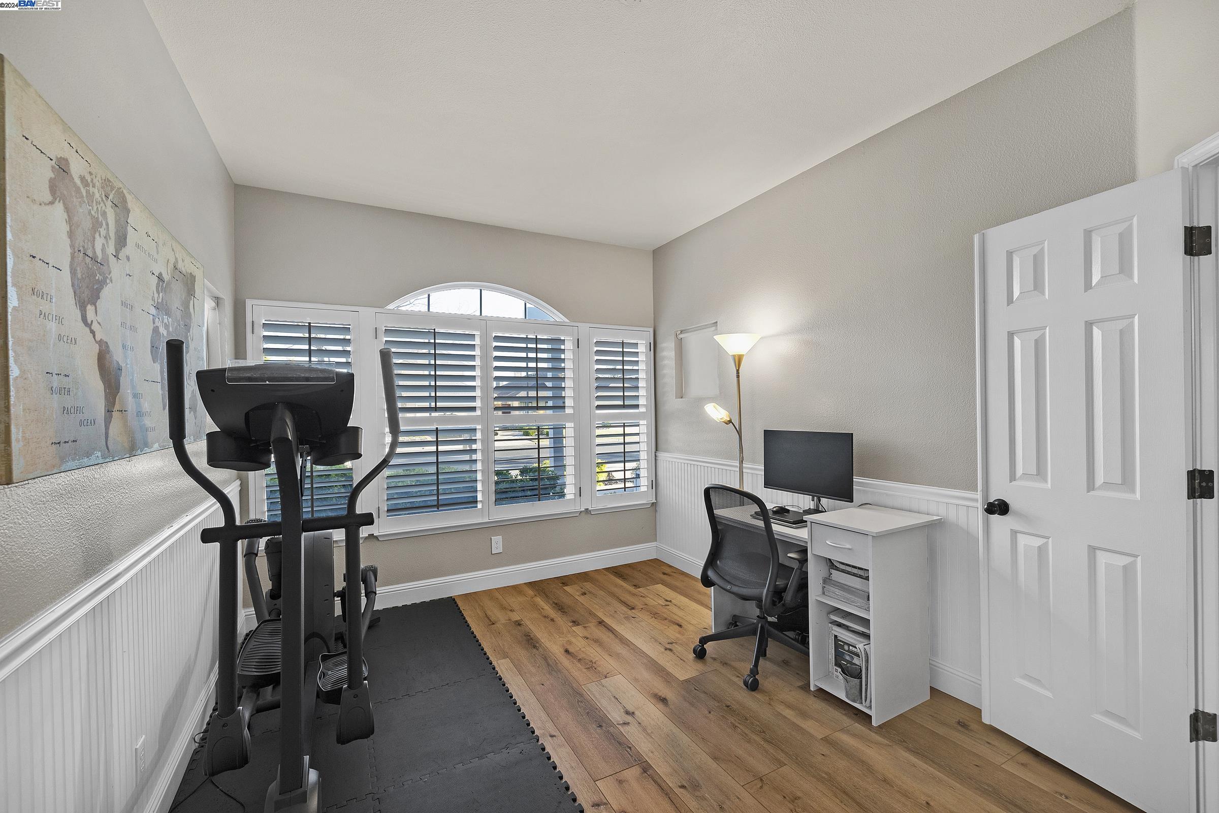 1833 Meadow Glen Dr.