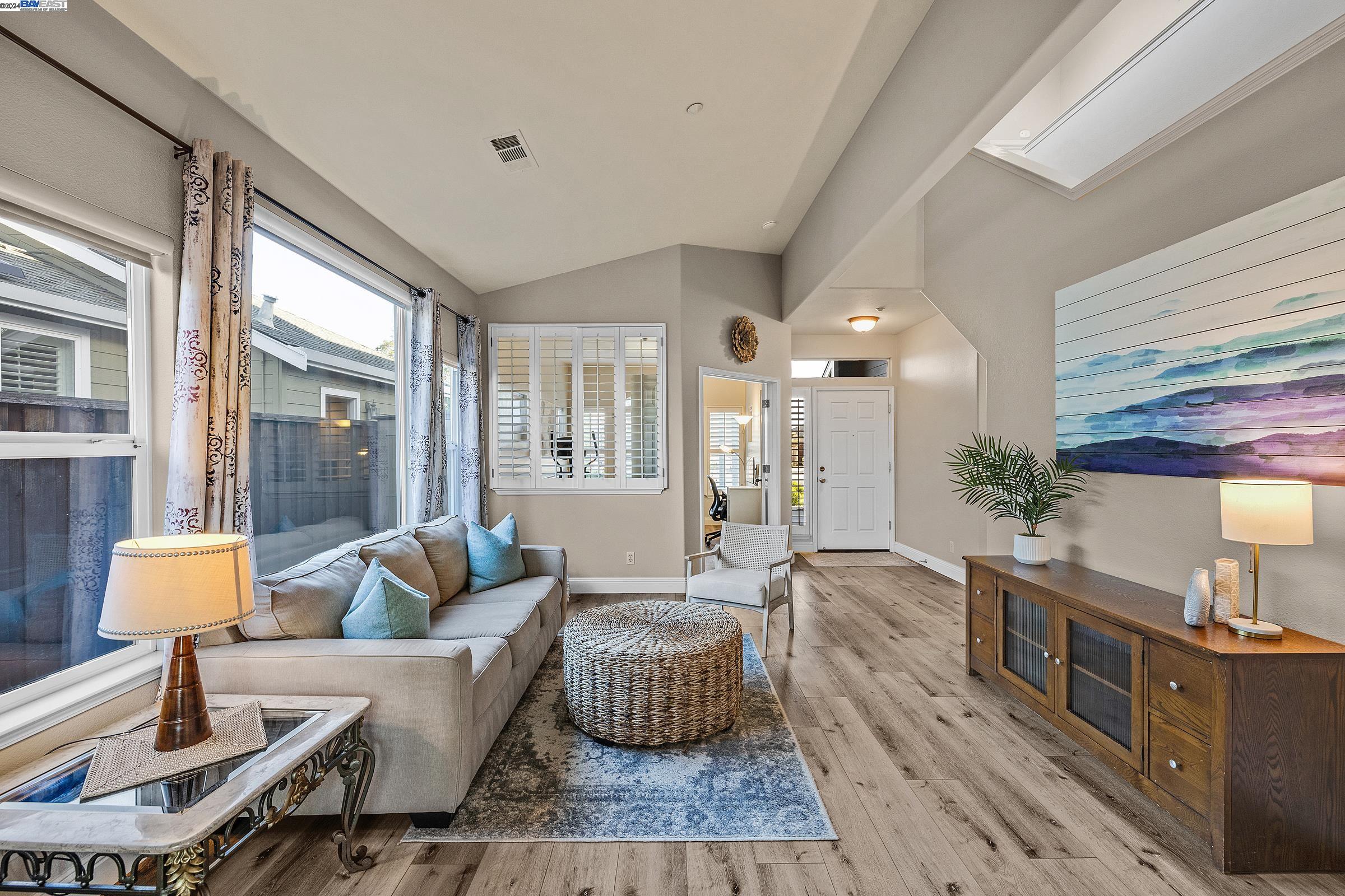 1833 Meadow Glen Dr.