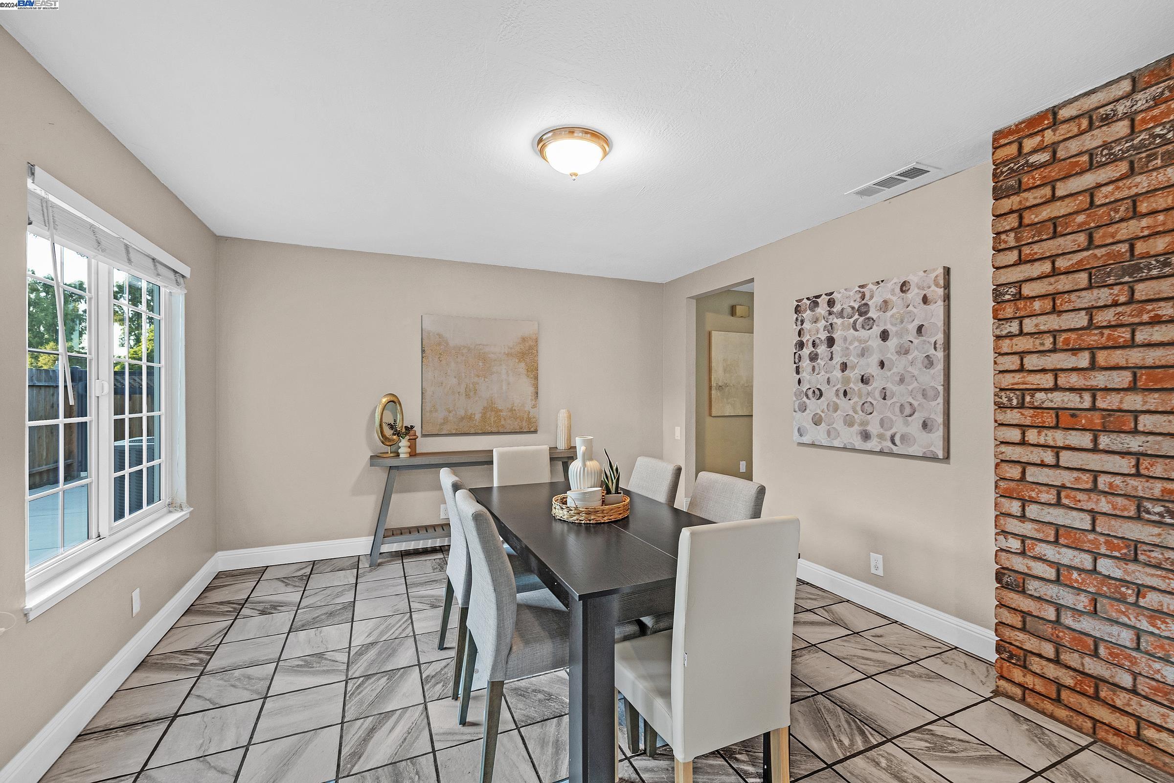 206 Turnstone Dr.