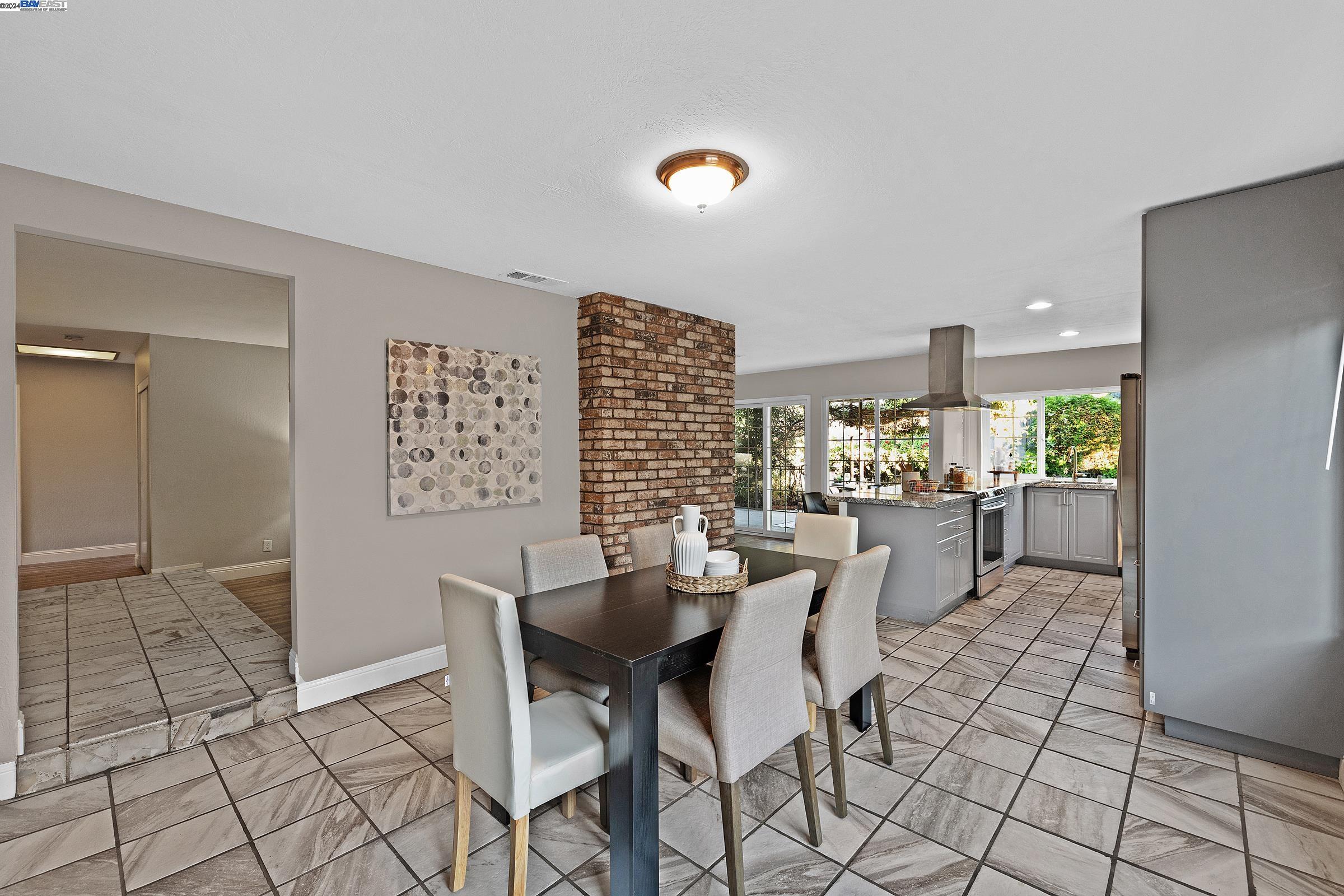 206 Turnstone Dr.