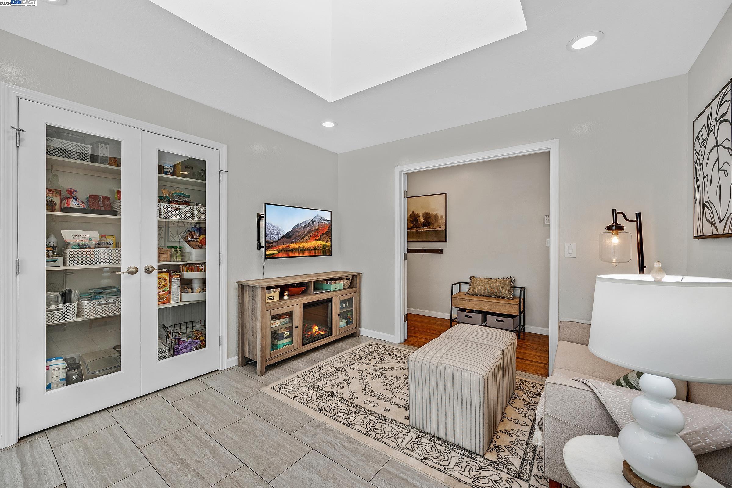 788 Wall St.