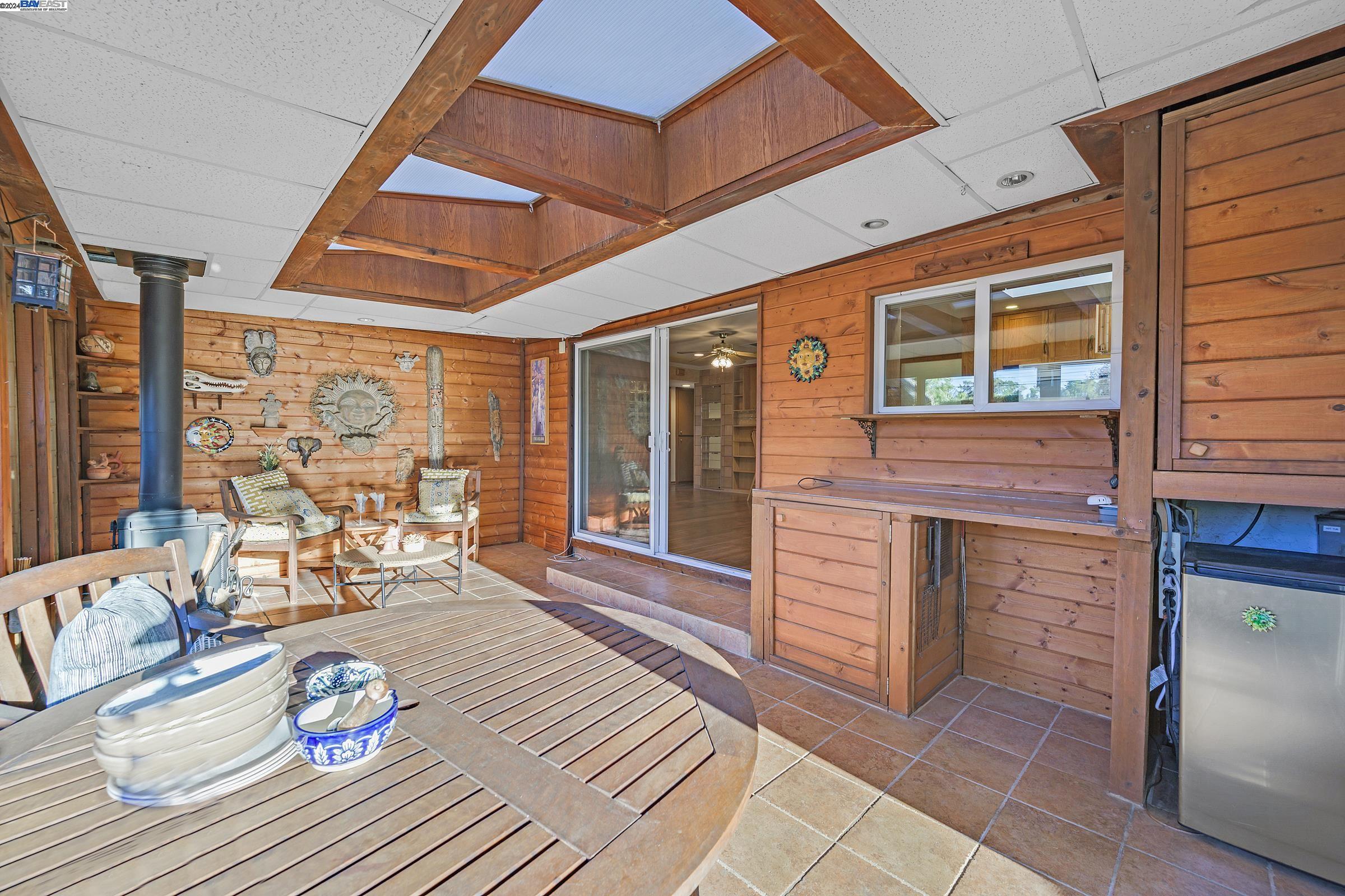 268 Louis Ct.