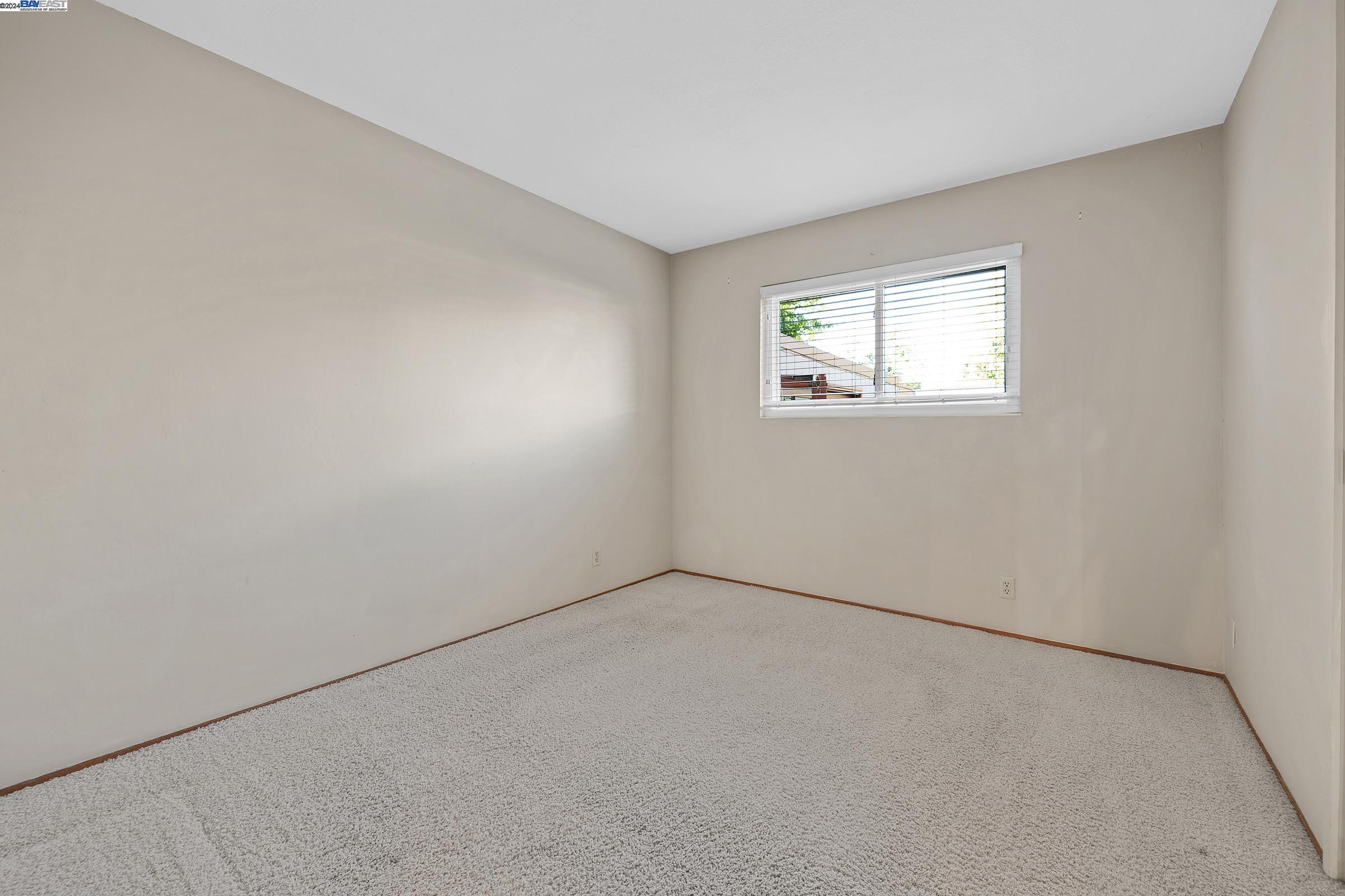 268 Louis Ct.