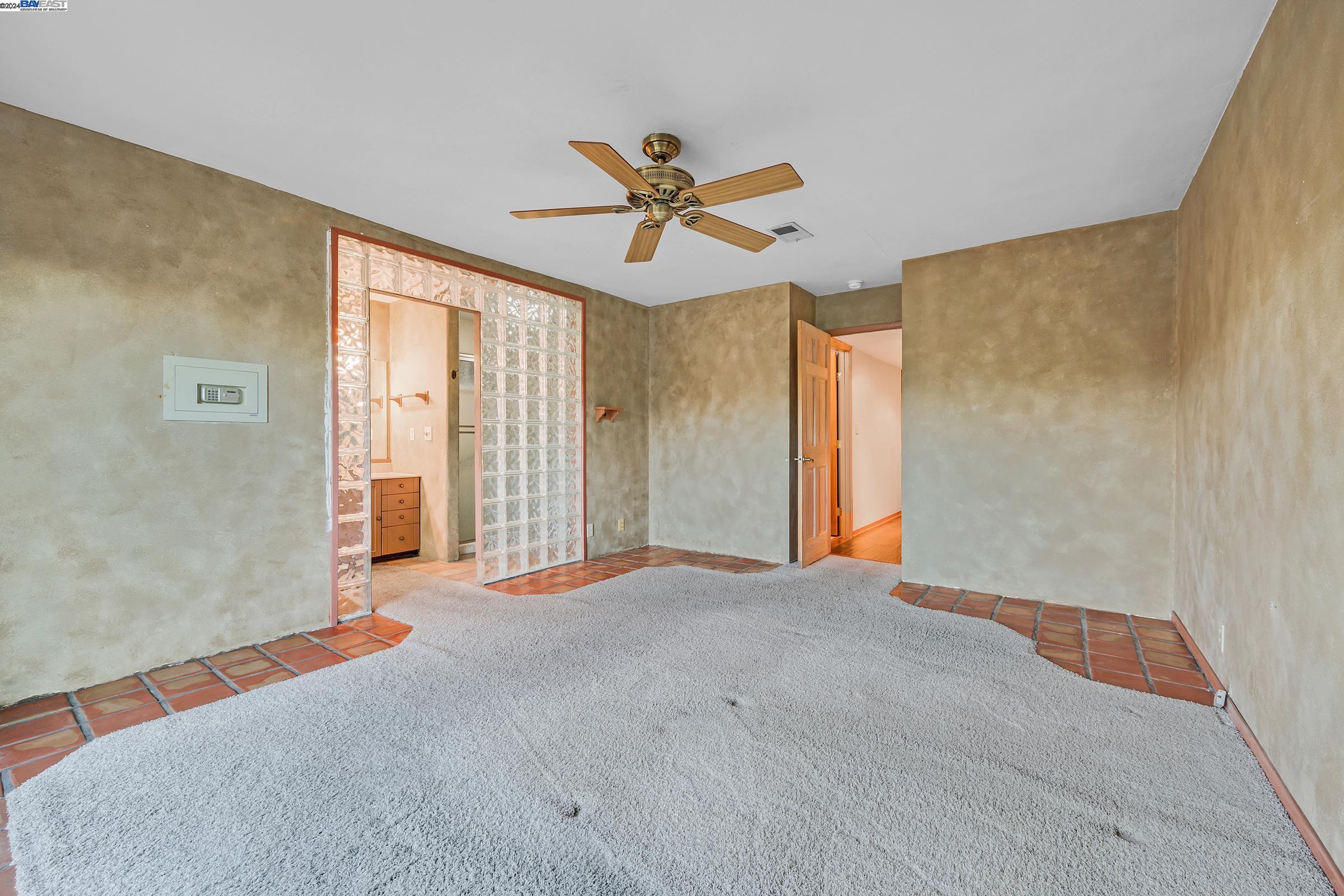 268 Louis Ct.