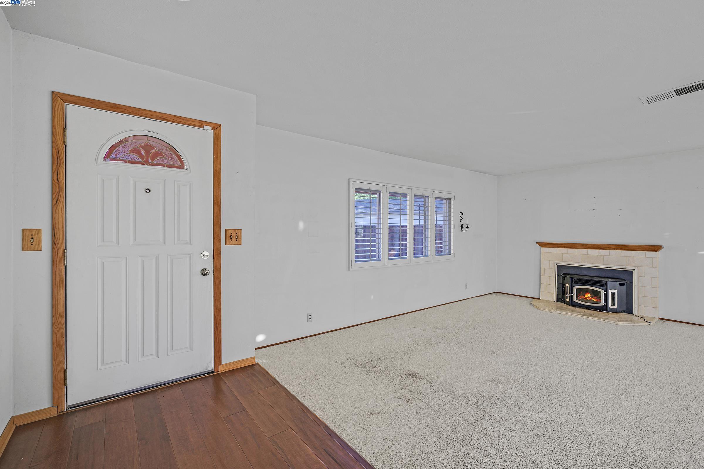 268 Louis Ct.