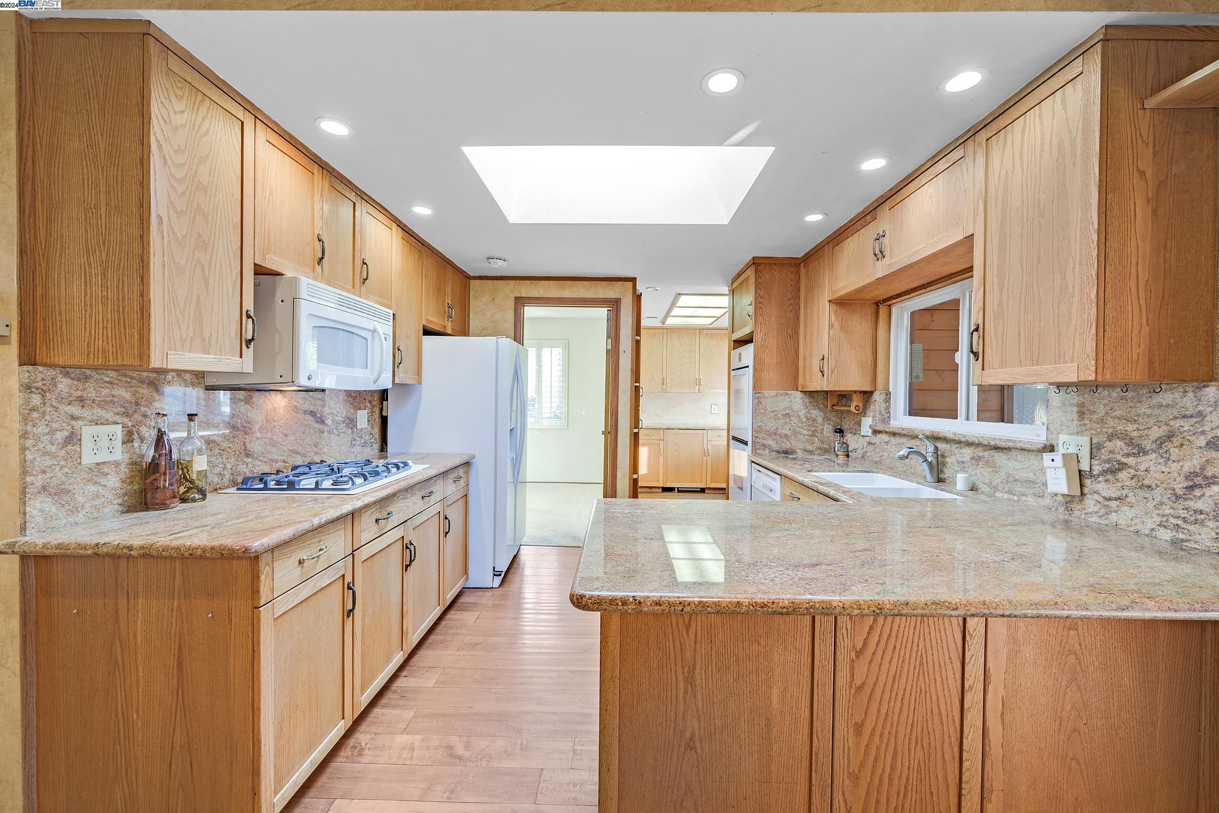 268 Louis Ct.