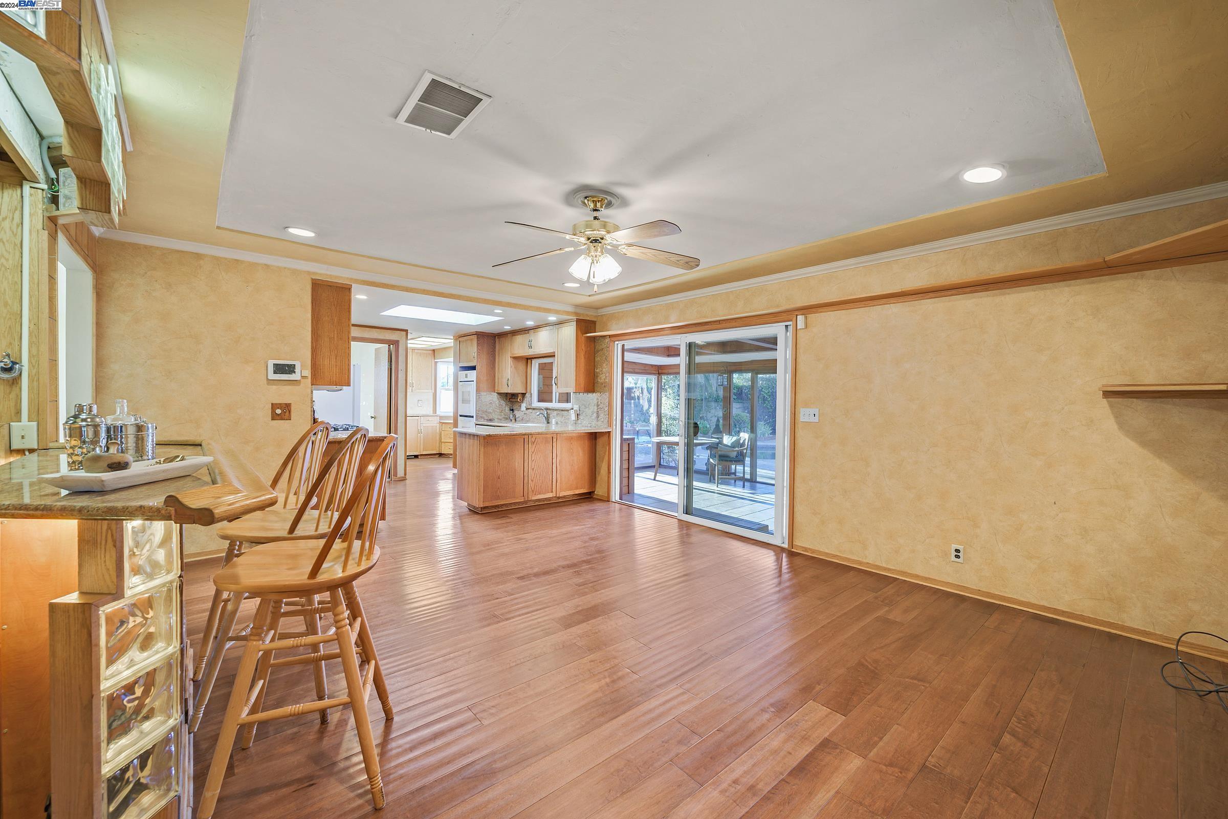 268 Louis Ct.