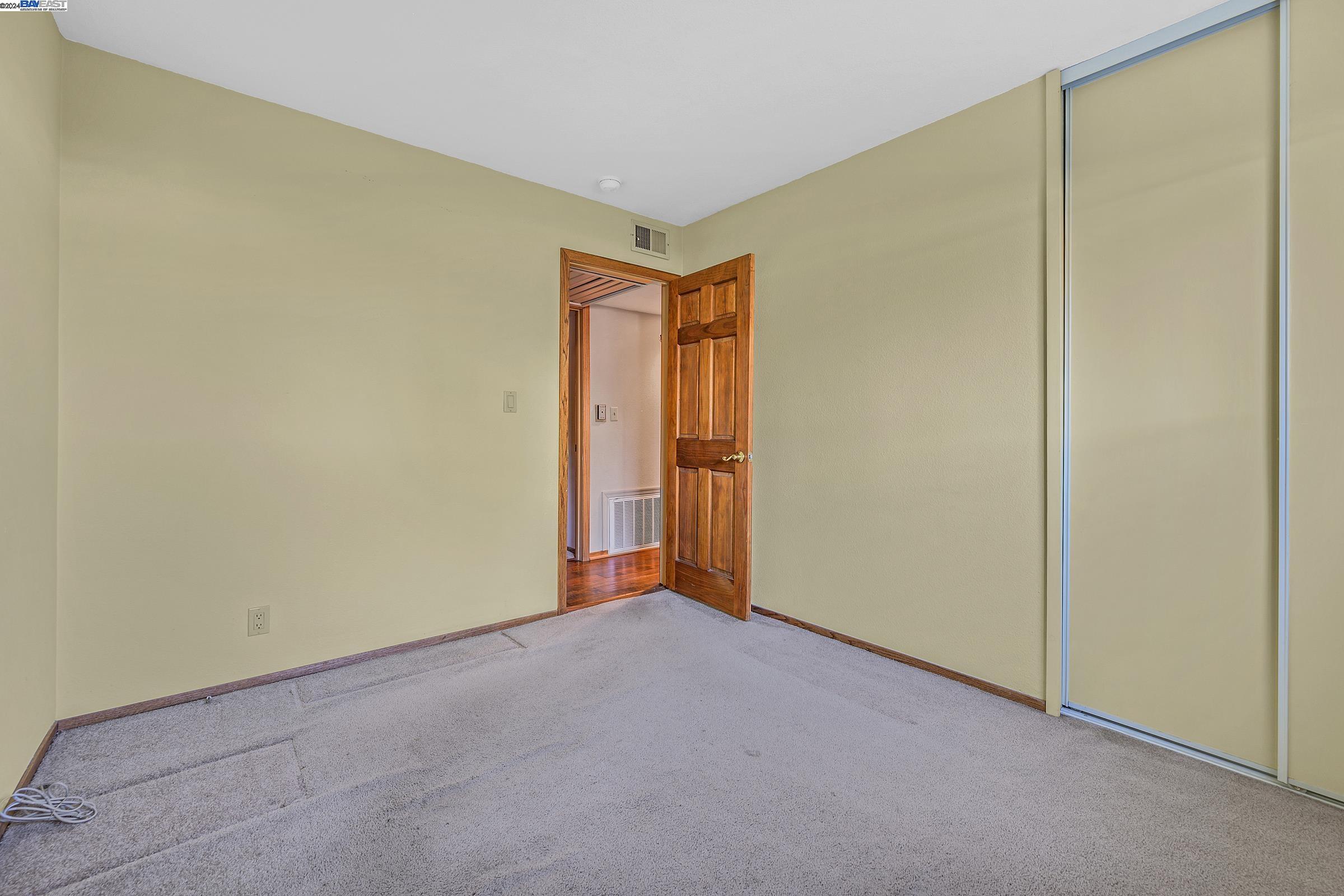 268 Louis Ct.