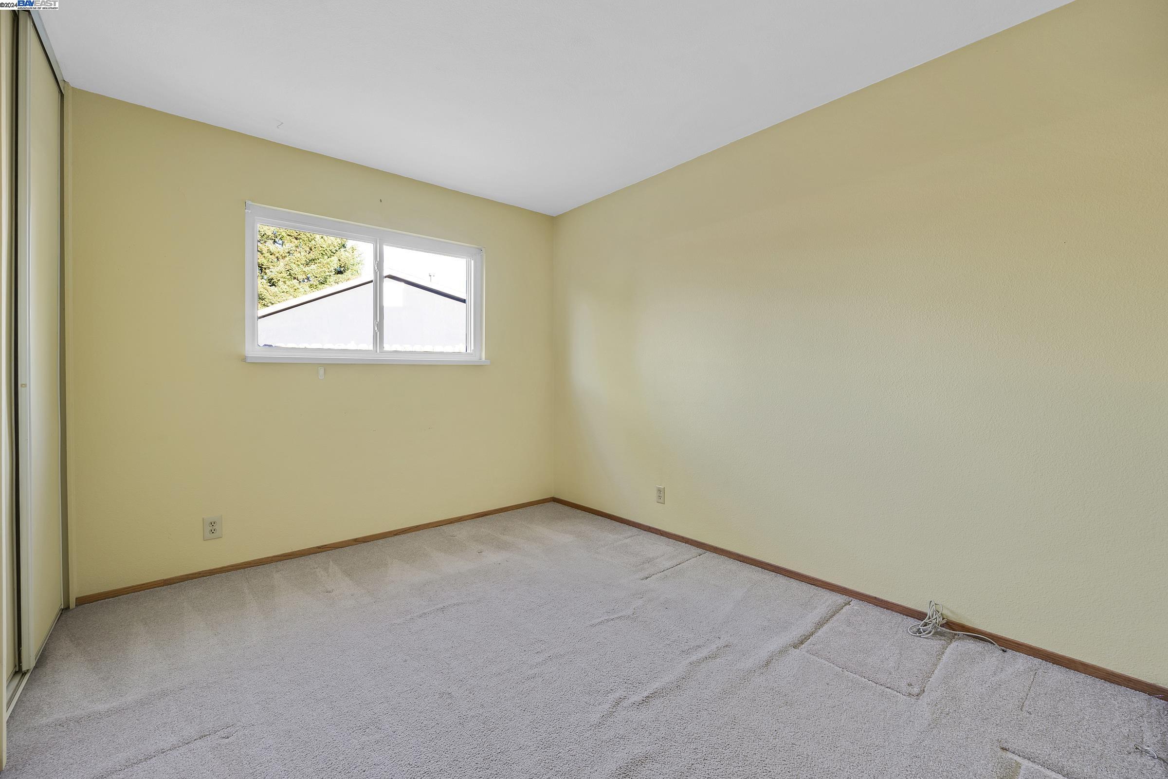 268 Louis Ct.