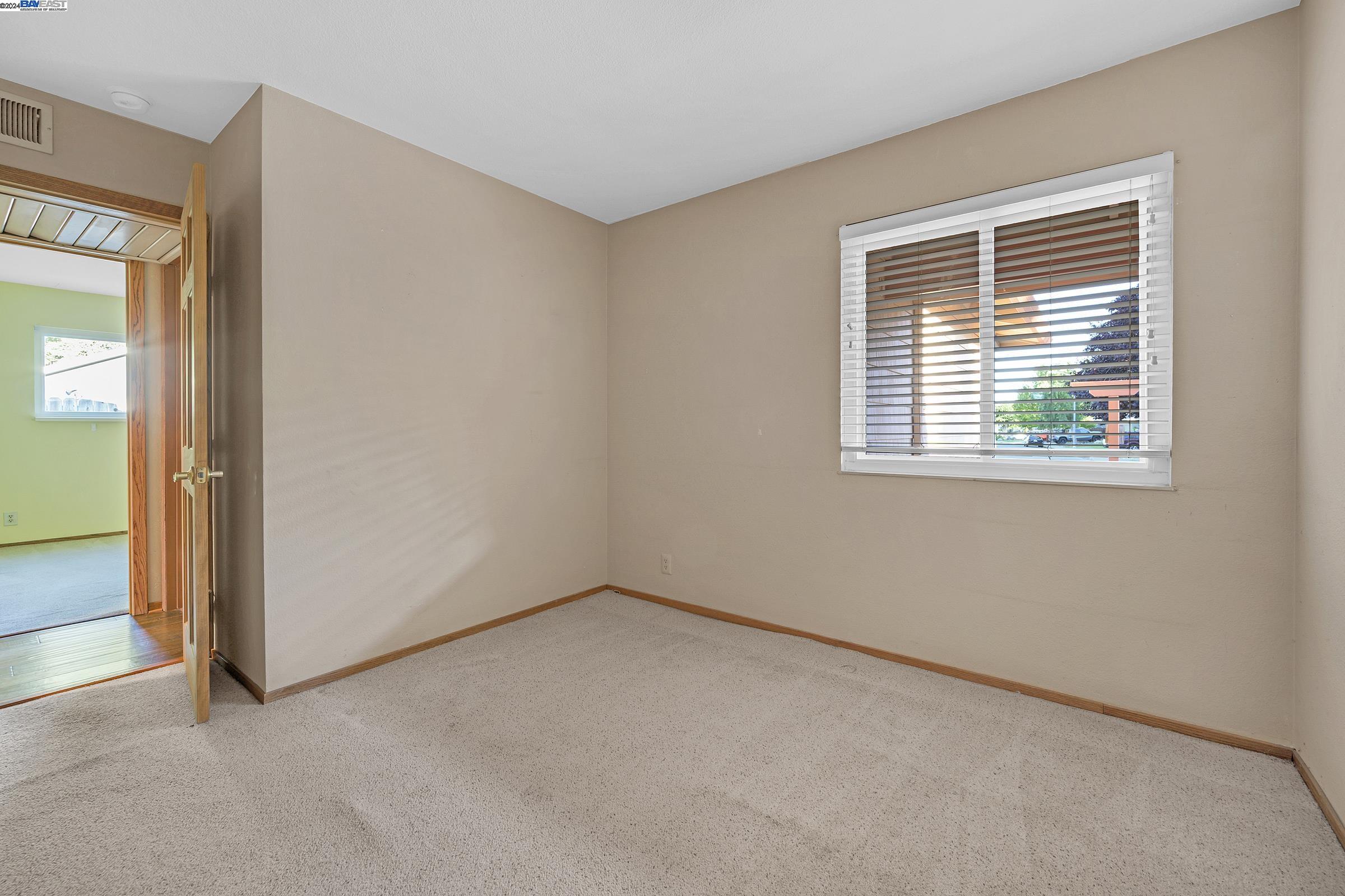 268 Louis Ct.