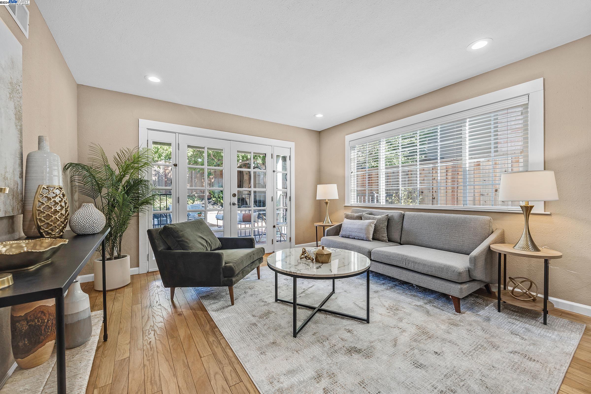 704 Debra St.