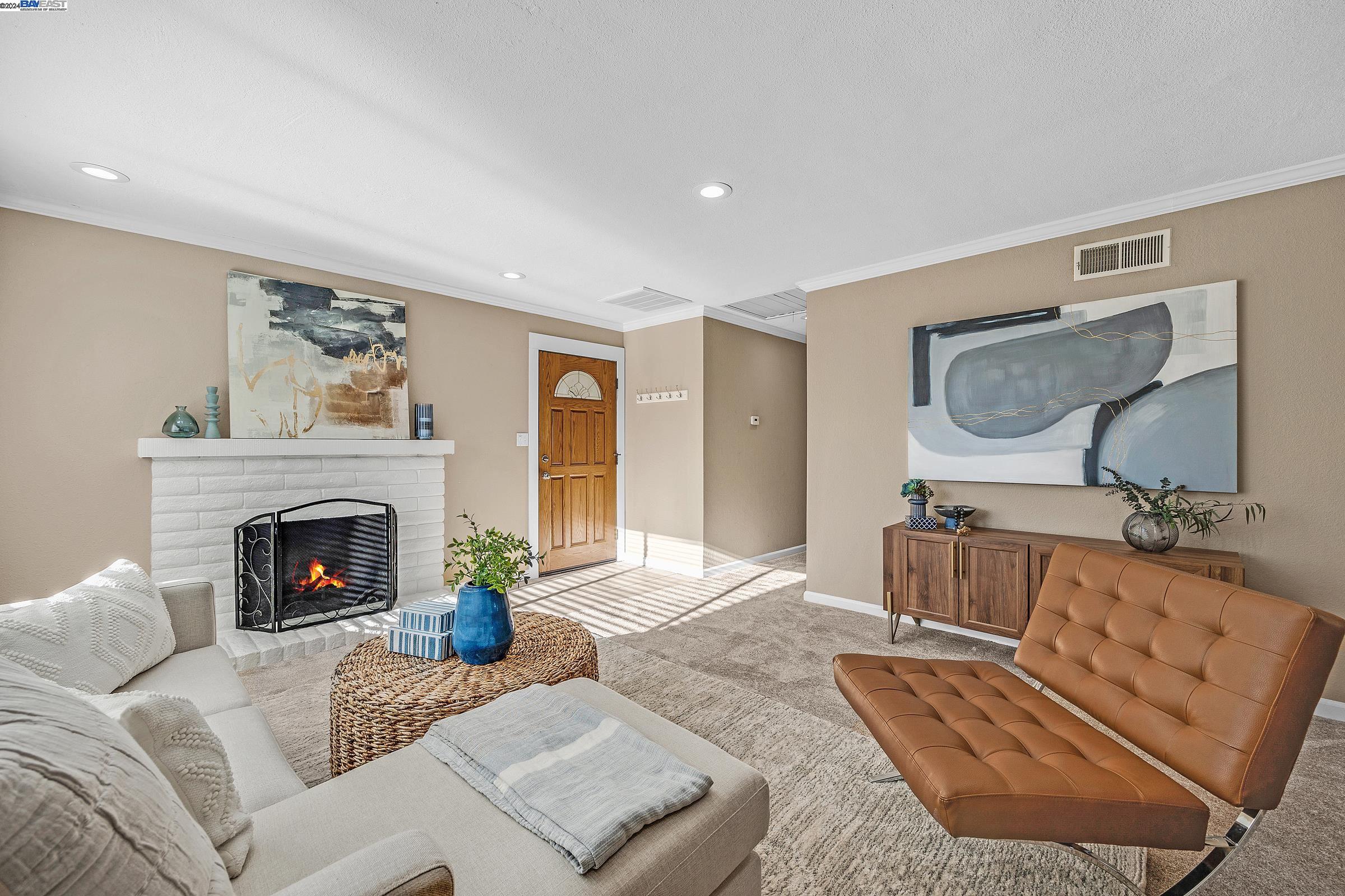 704 Debra St.
