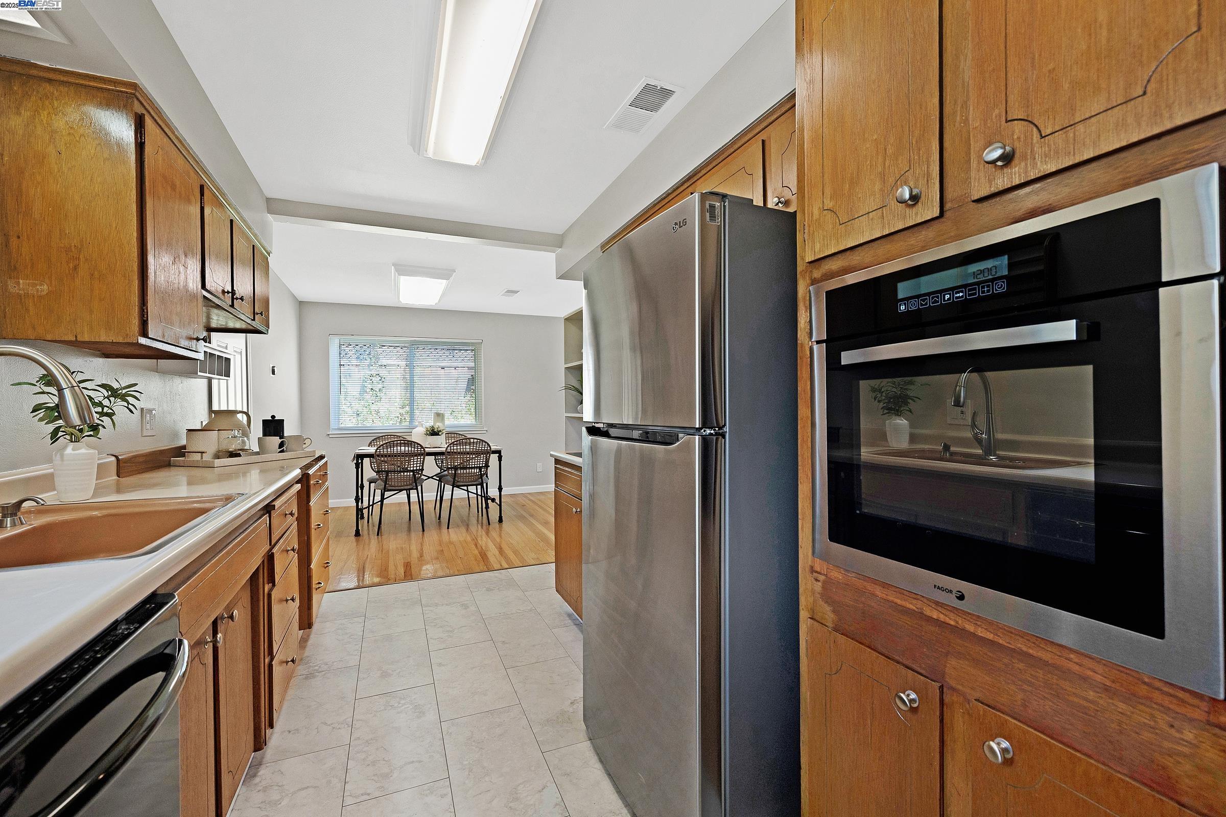 765 Moraga Drive