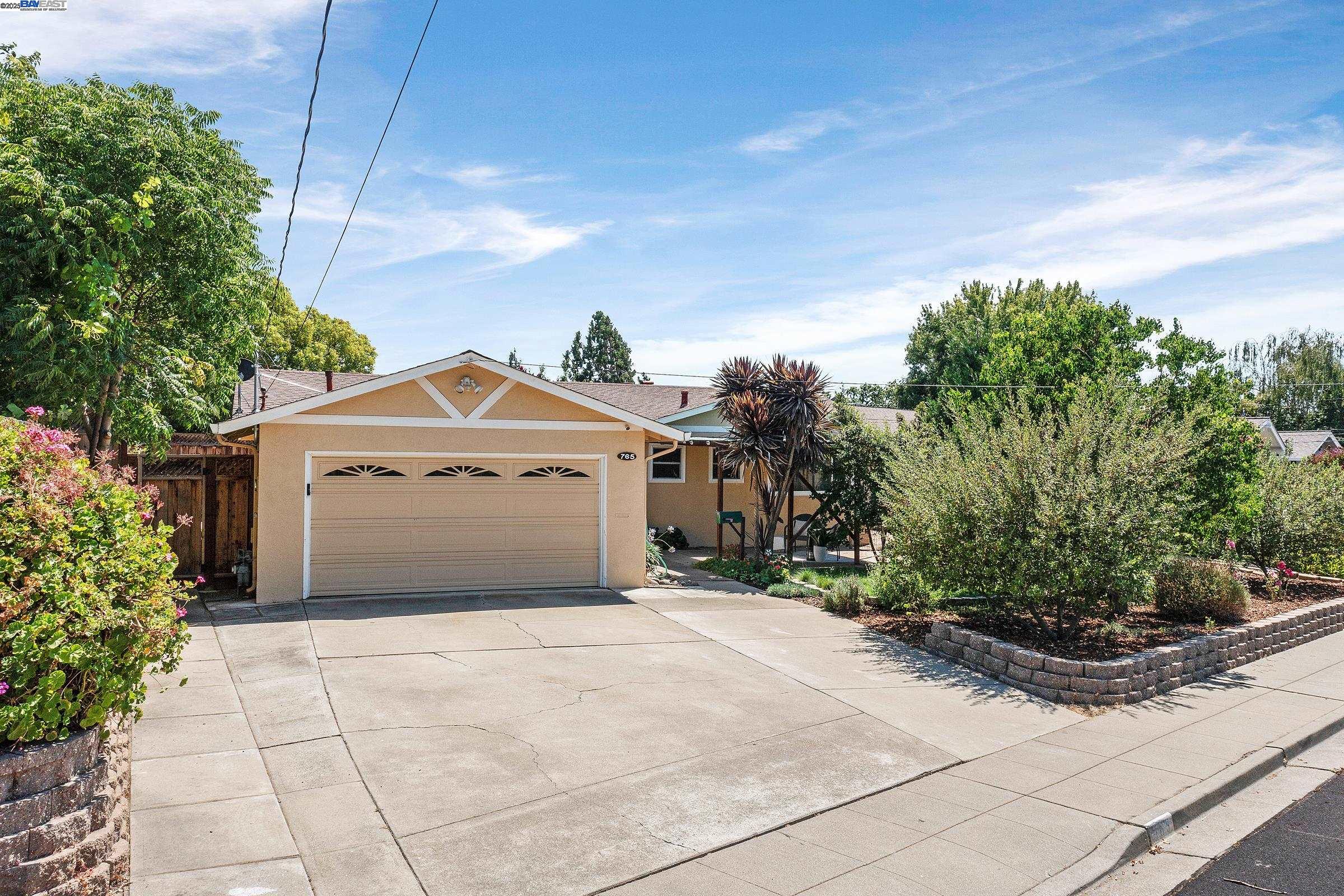 765 Moraga Drive