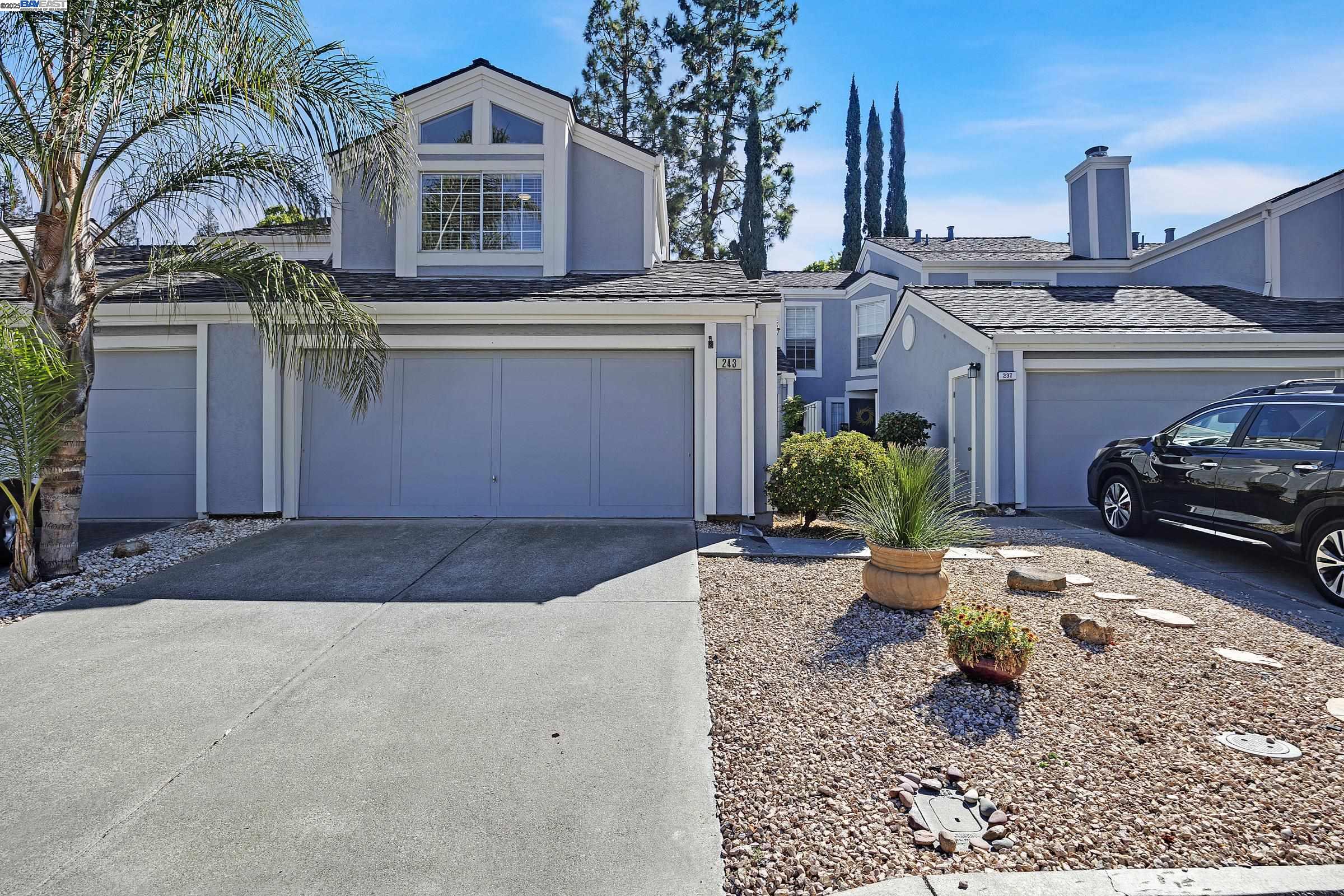 243 Northwood Cmns
