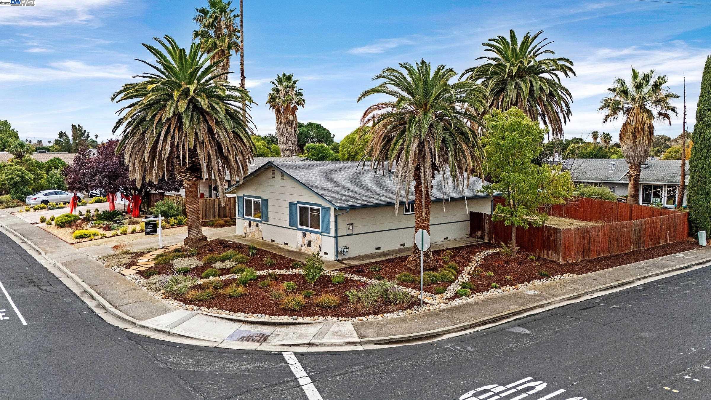 1688 Bluebell Dr