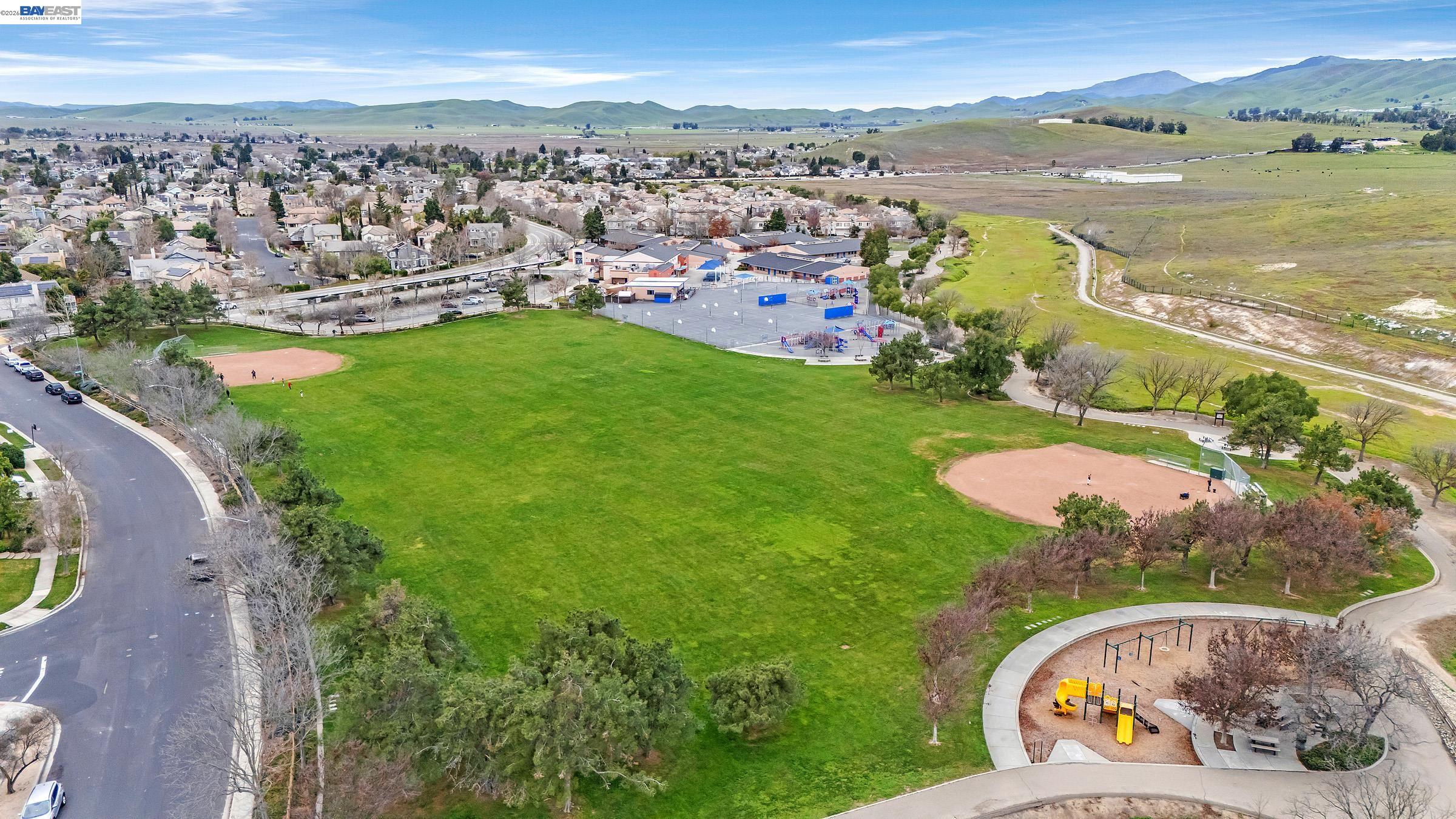 1127 Meadow Drive