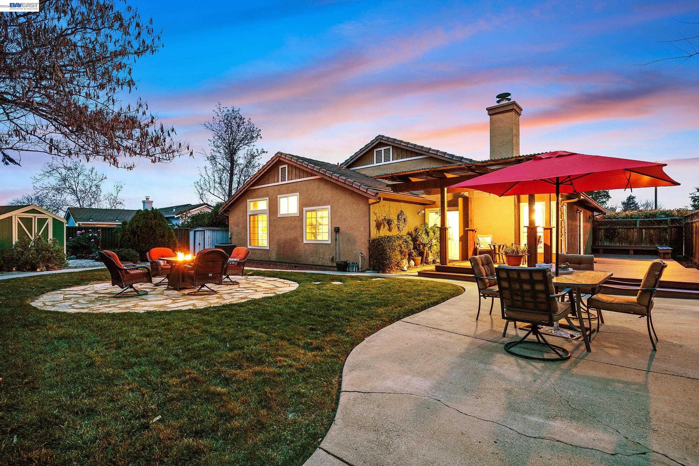 1127 Meadow Drive