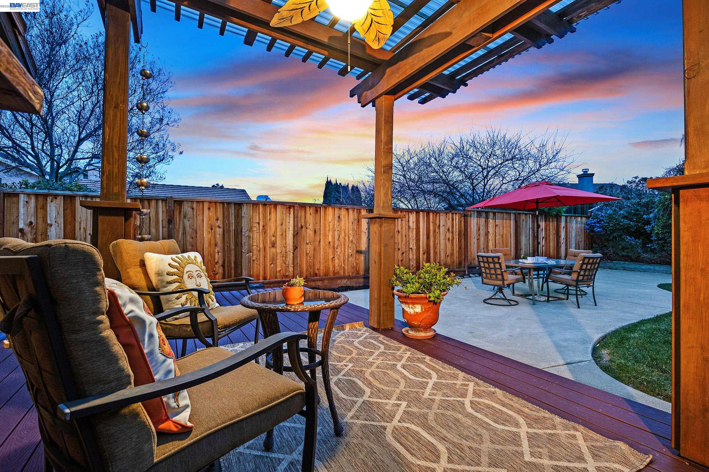 1127 Meadow Drive