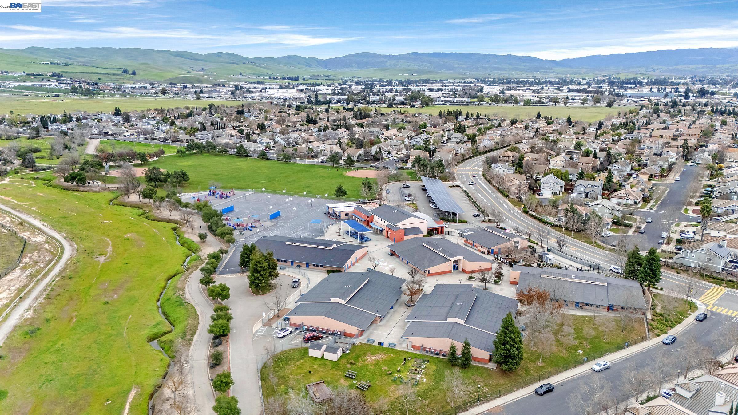 1127 Meadow Drive