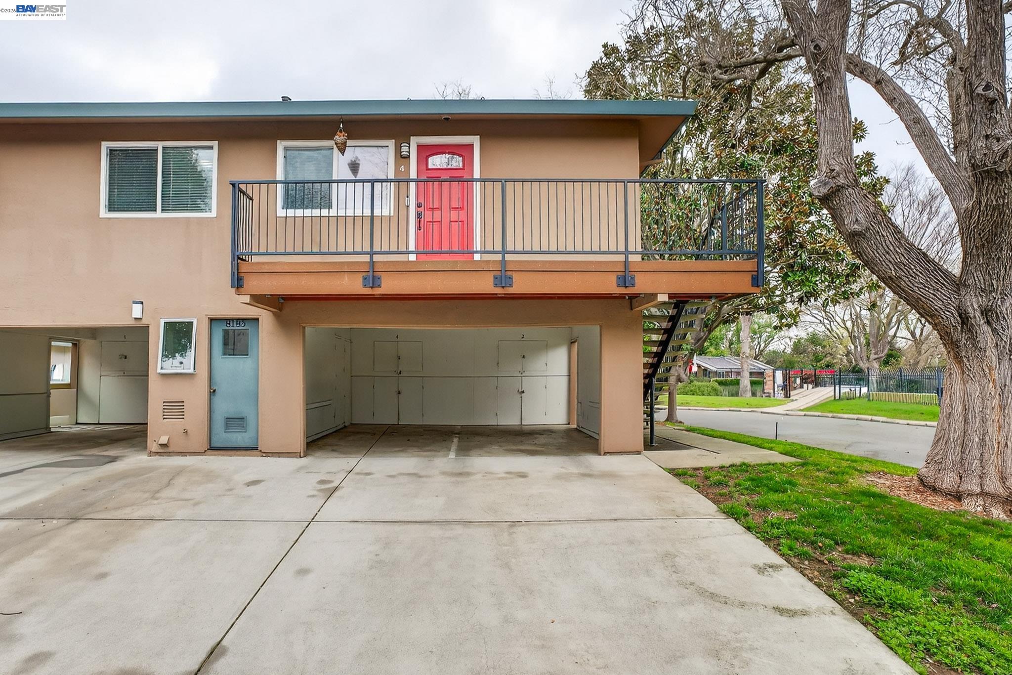8185 Arroyo Dr # 4
