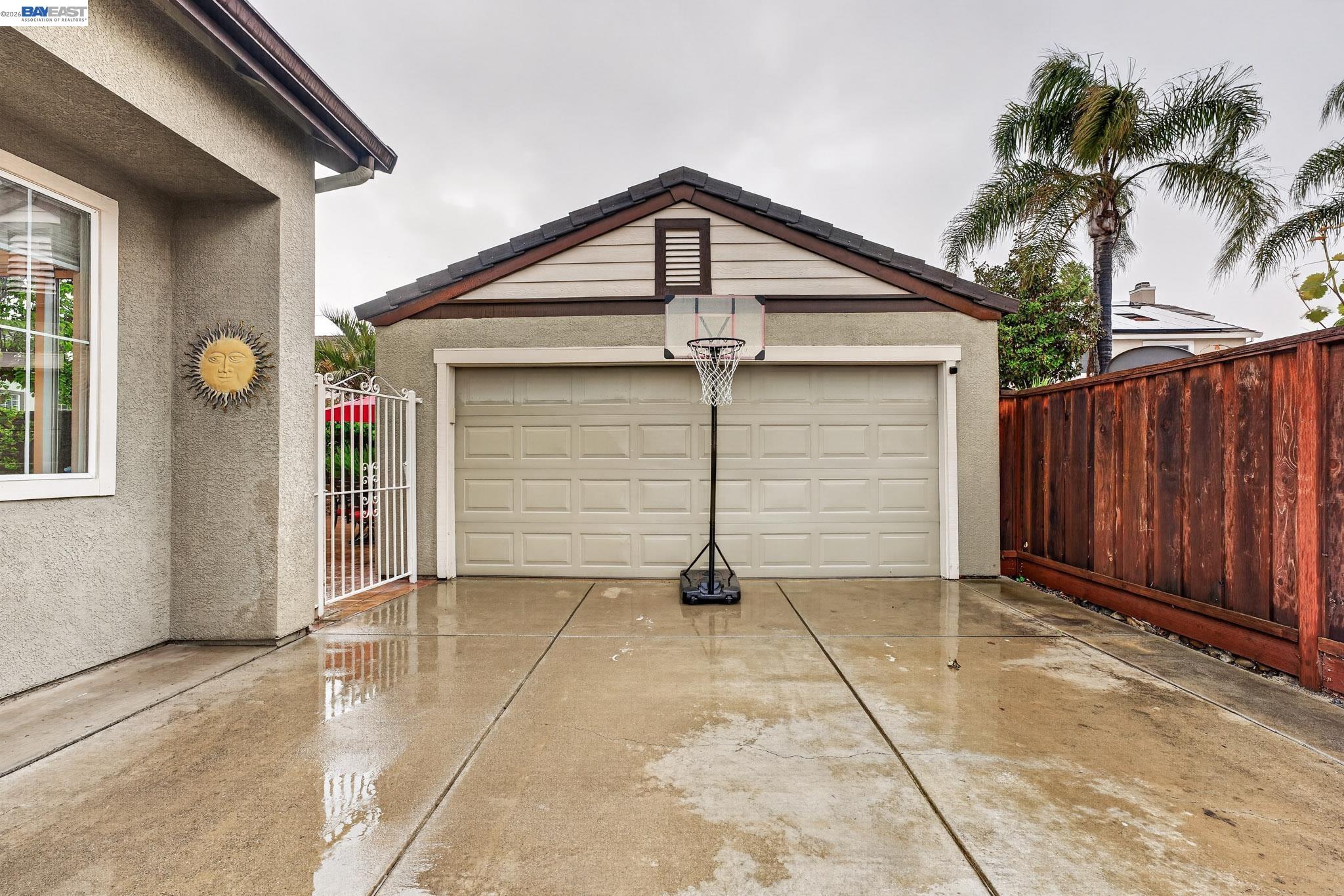 1801 Altamar Way