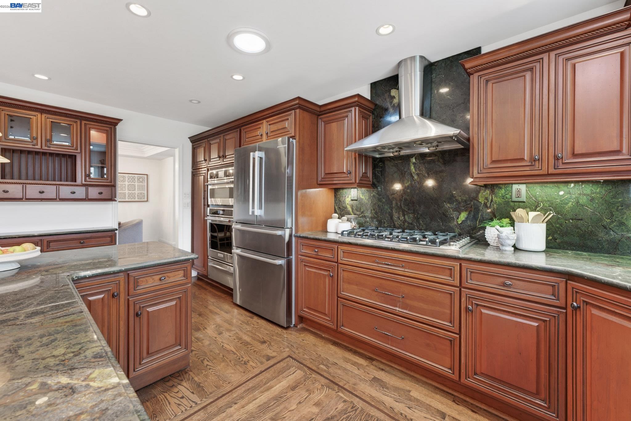 9 Del Oro Ct.
