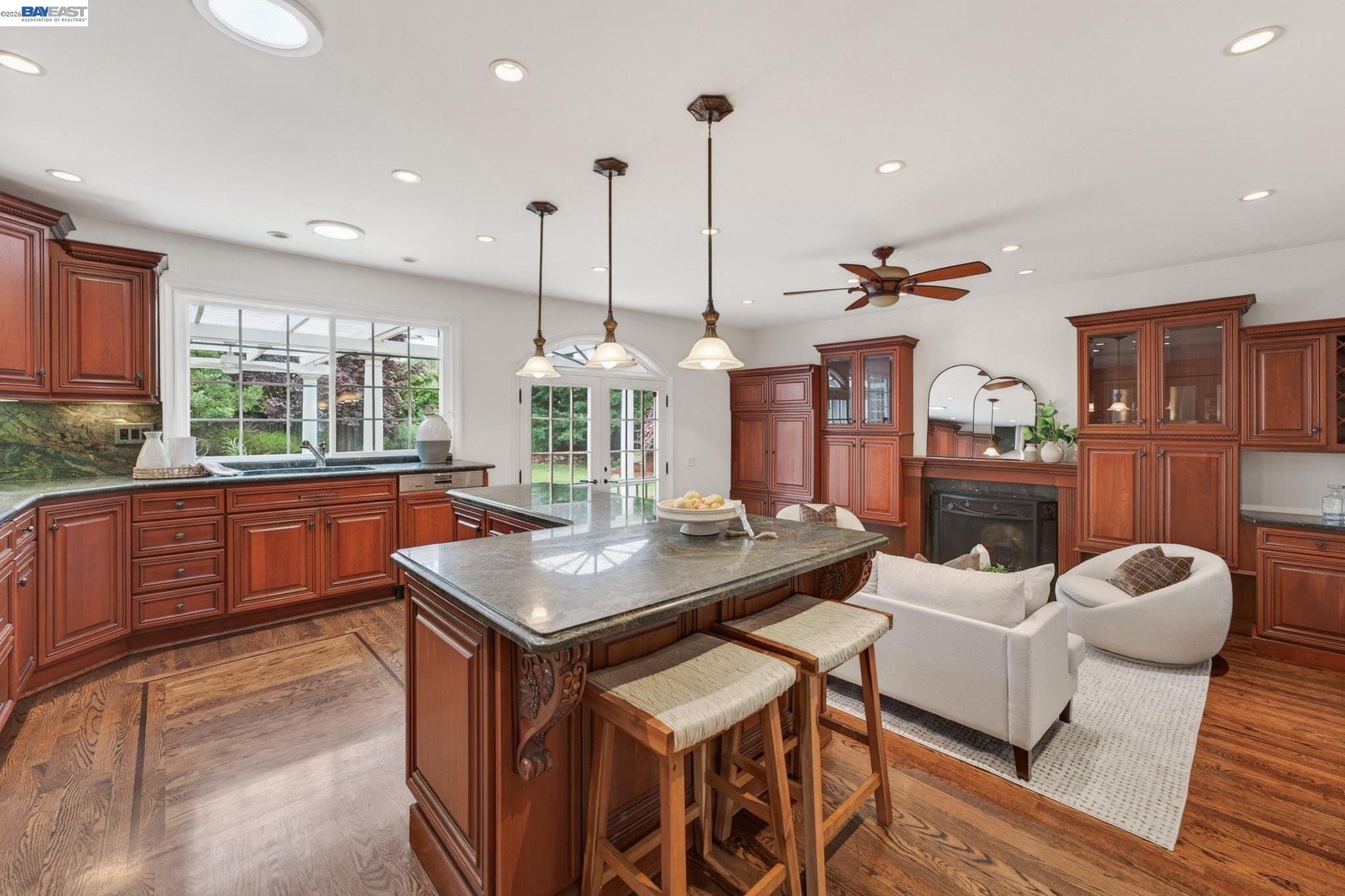 9 Del Oro Ct.