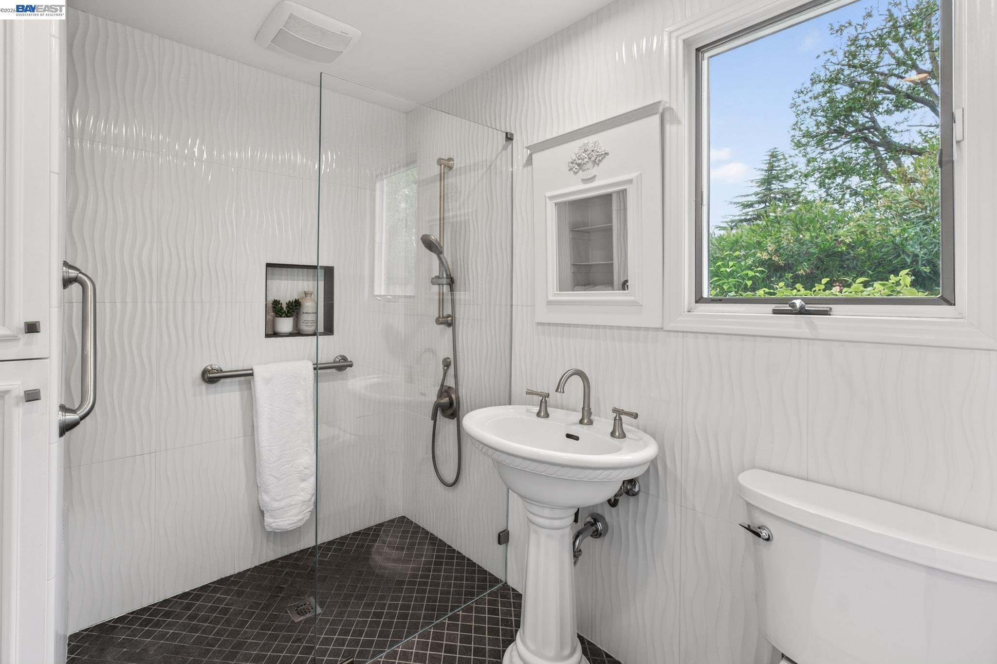 9 Del Oro Ct.