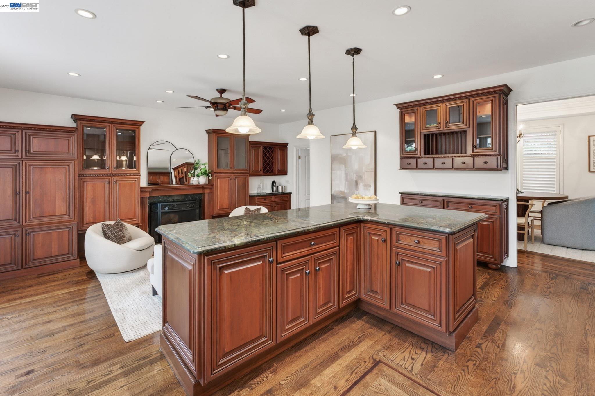 9 Del Oro Ct.