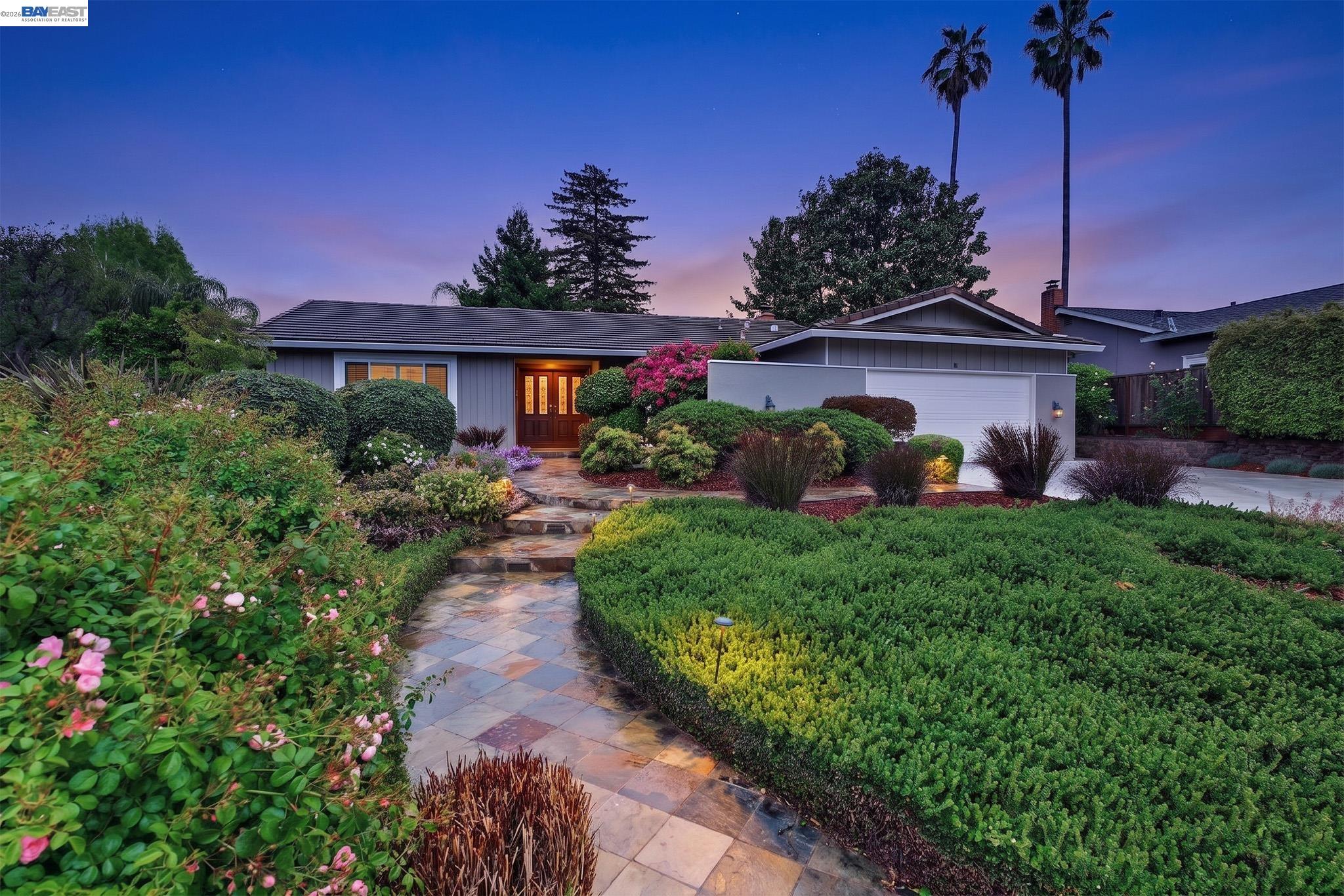 9 Del Oro Ct.