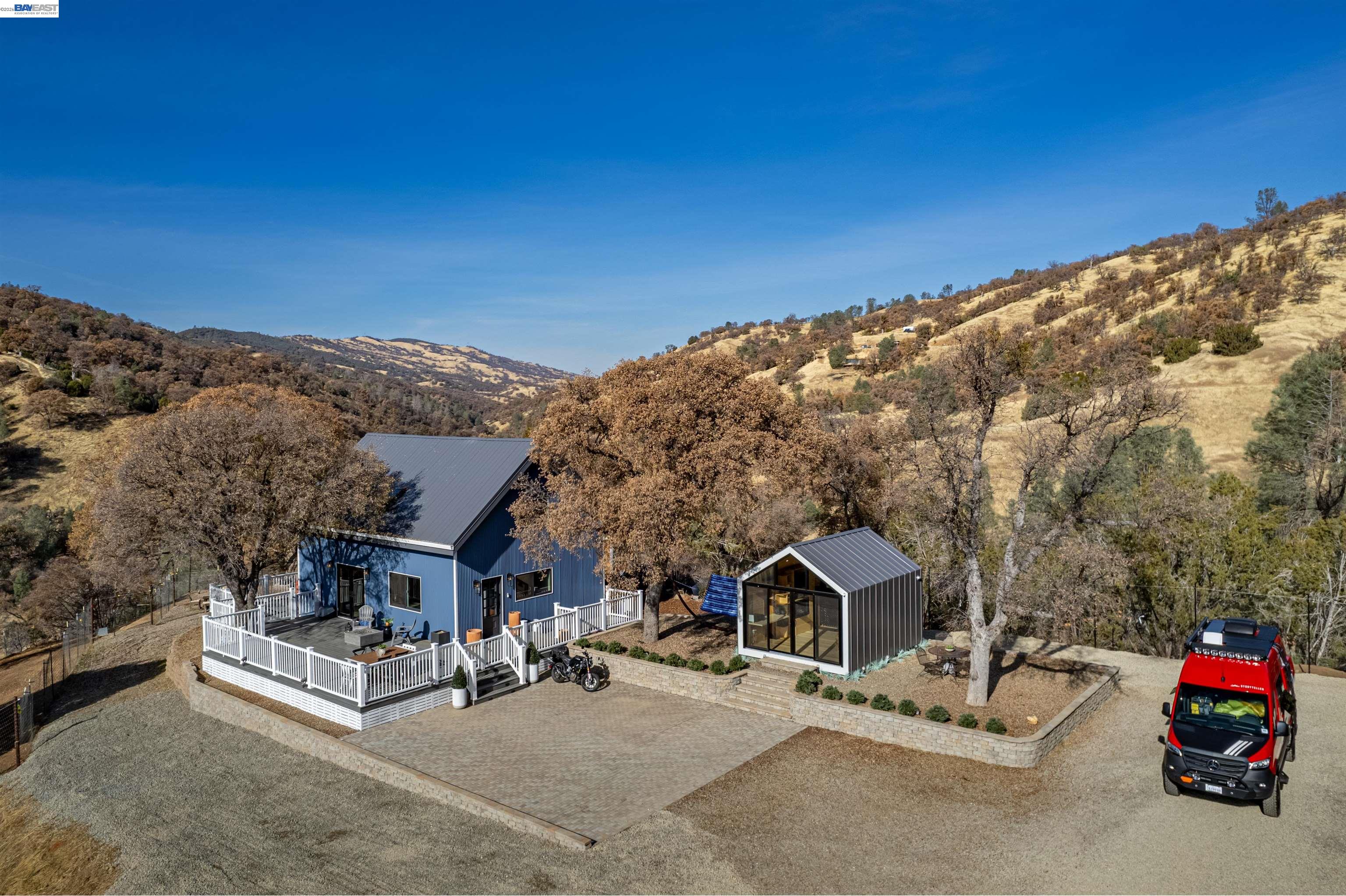 21000 Mines Rd.