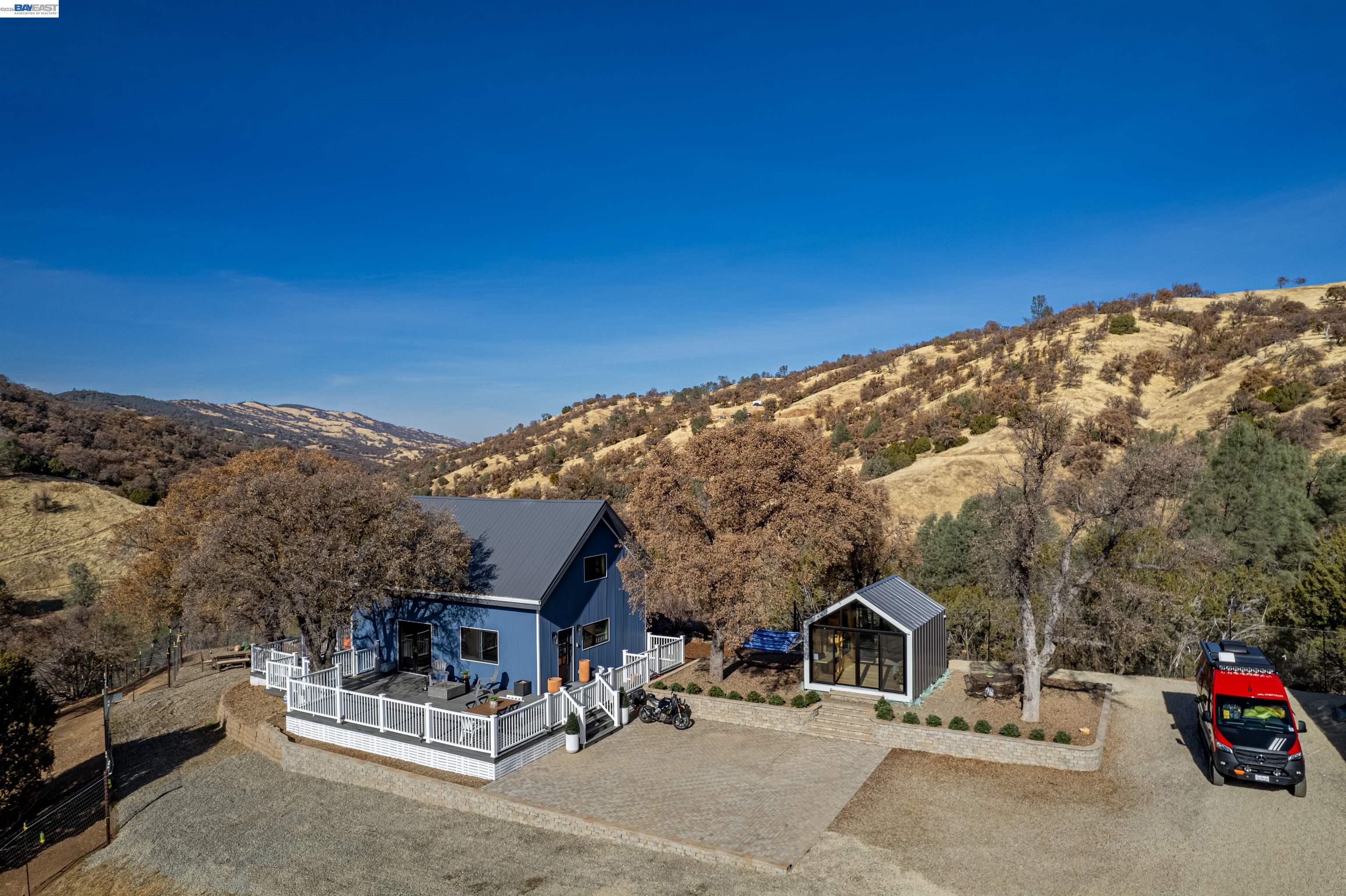 21000 Mines Rd.