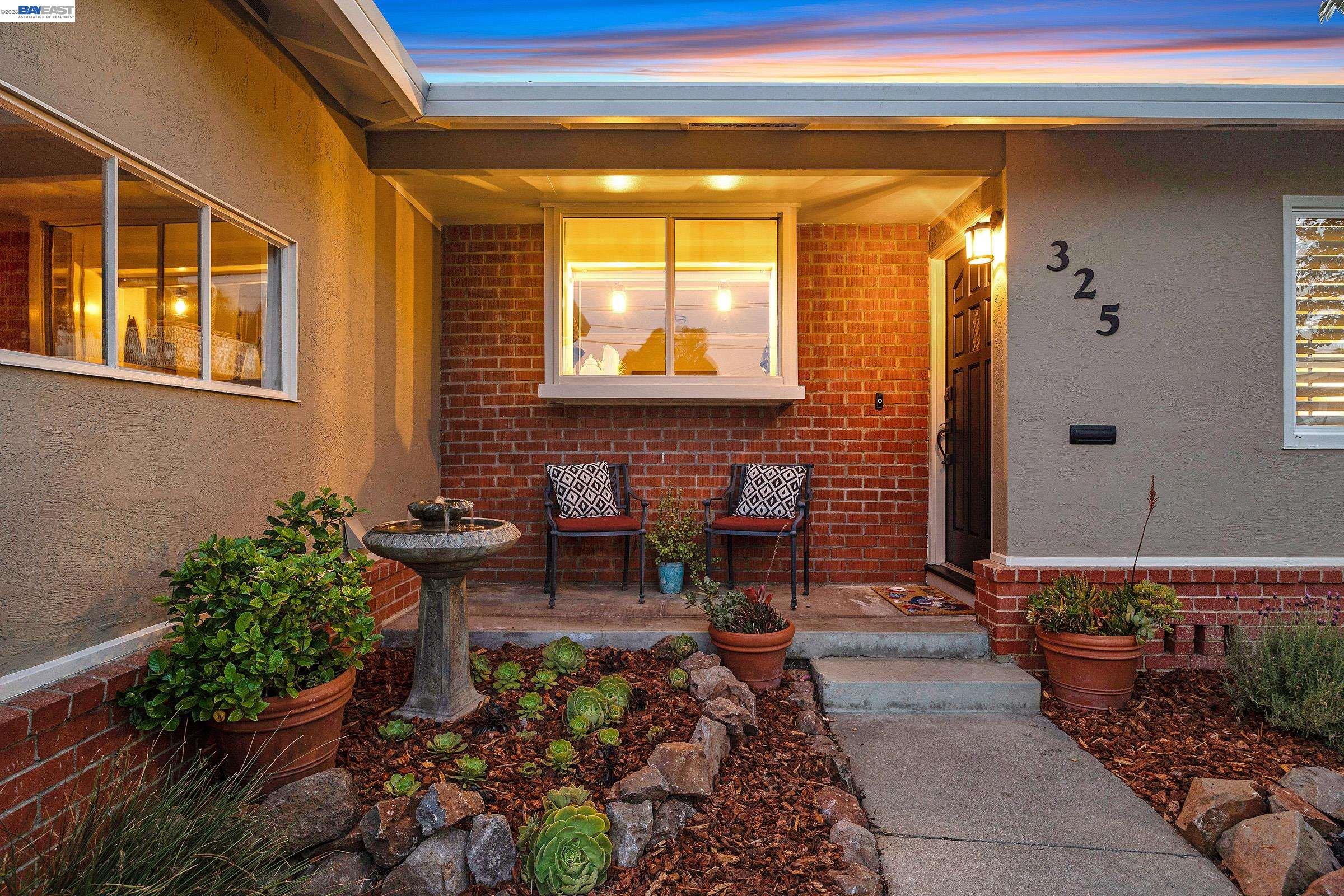 325 Polk Way