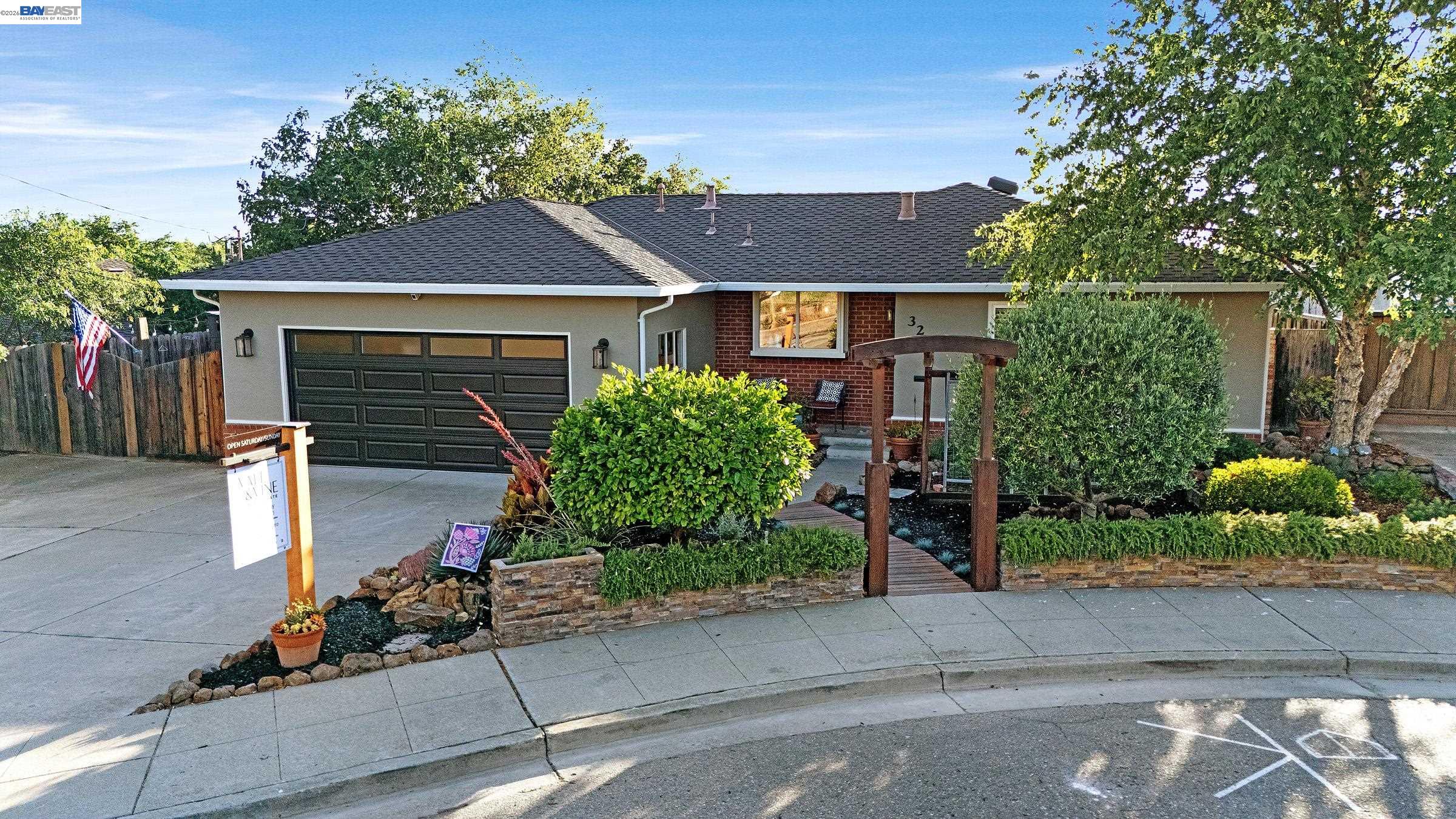 325 Polk Way