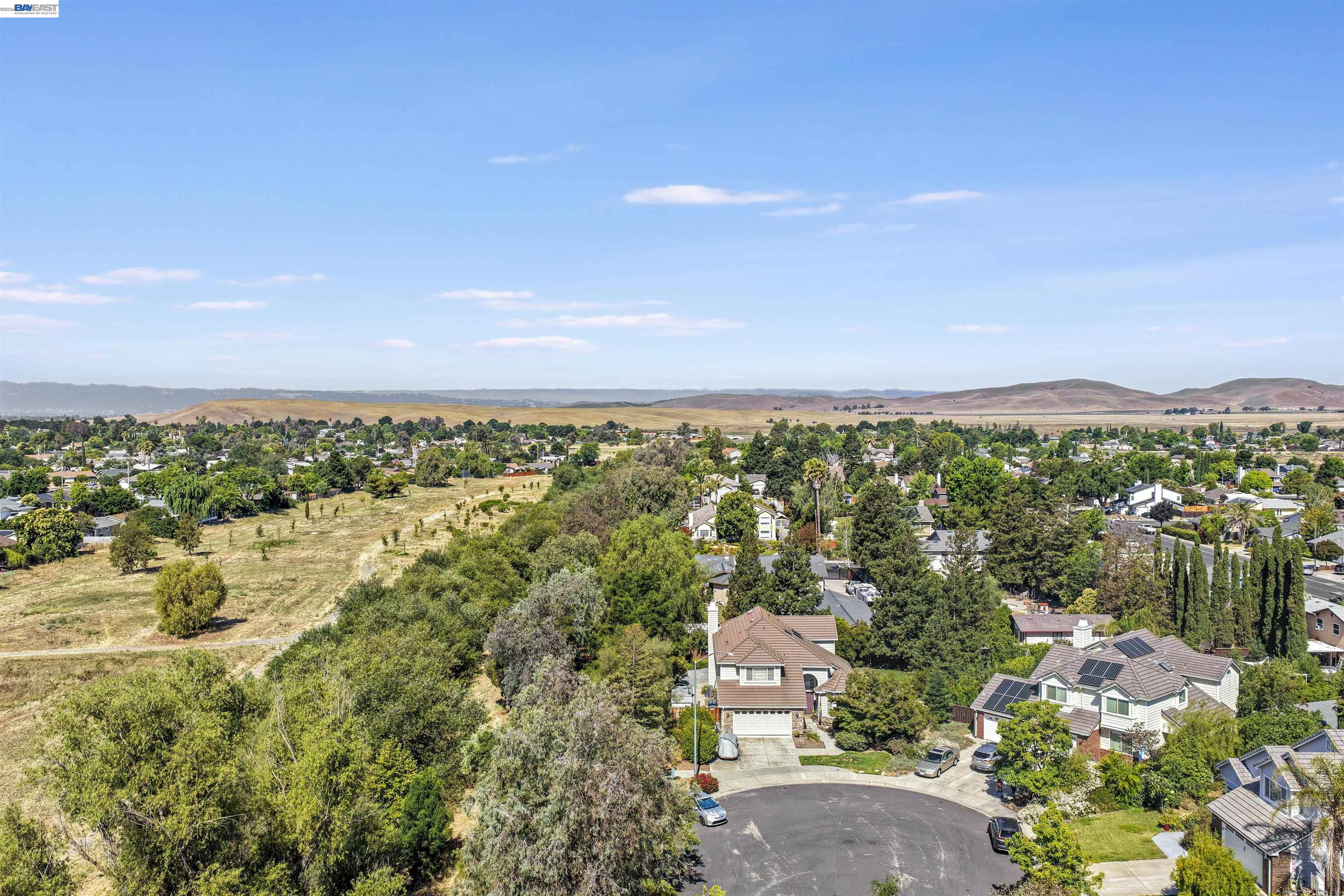 1596 Heather Lane