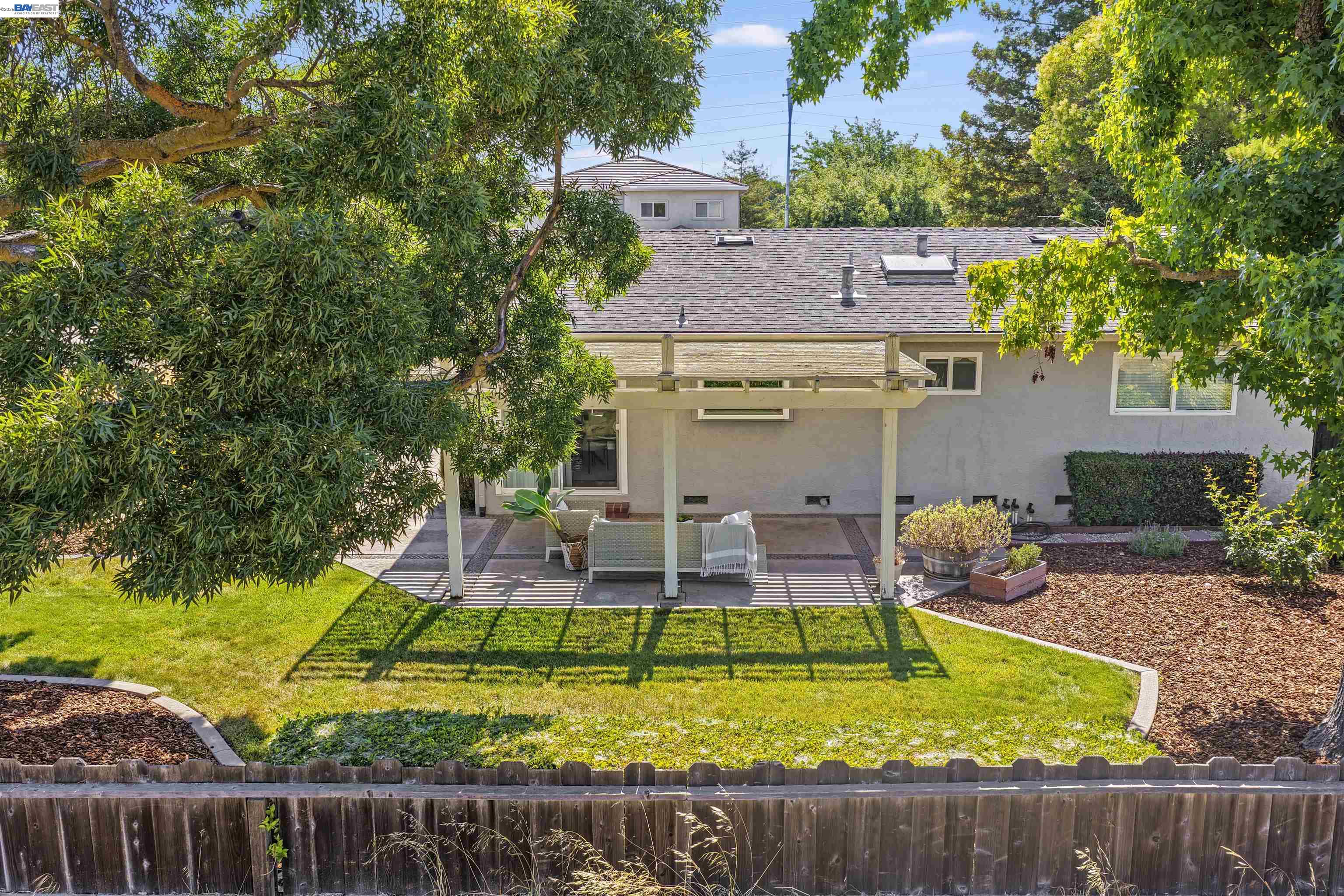 1596 Heather Lane