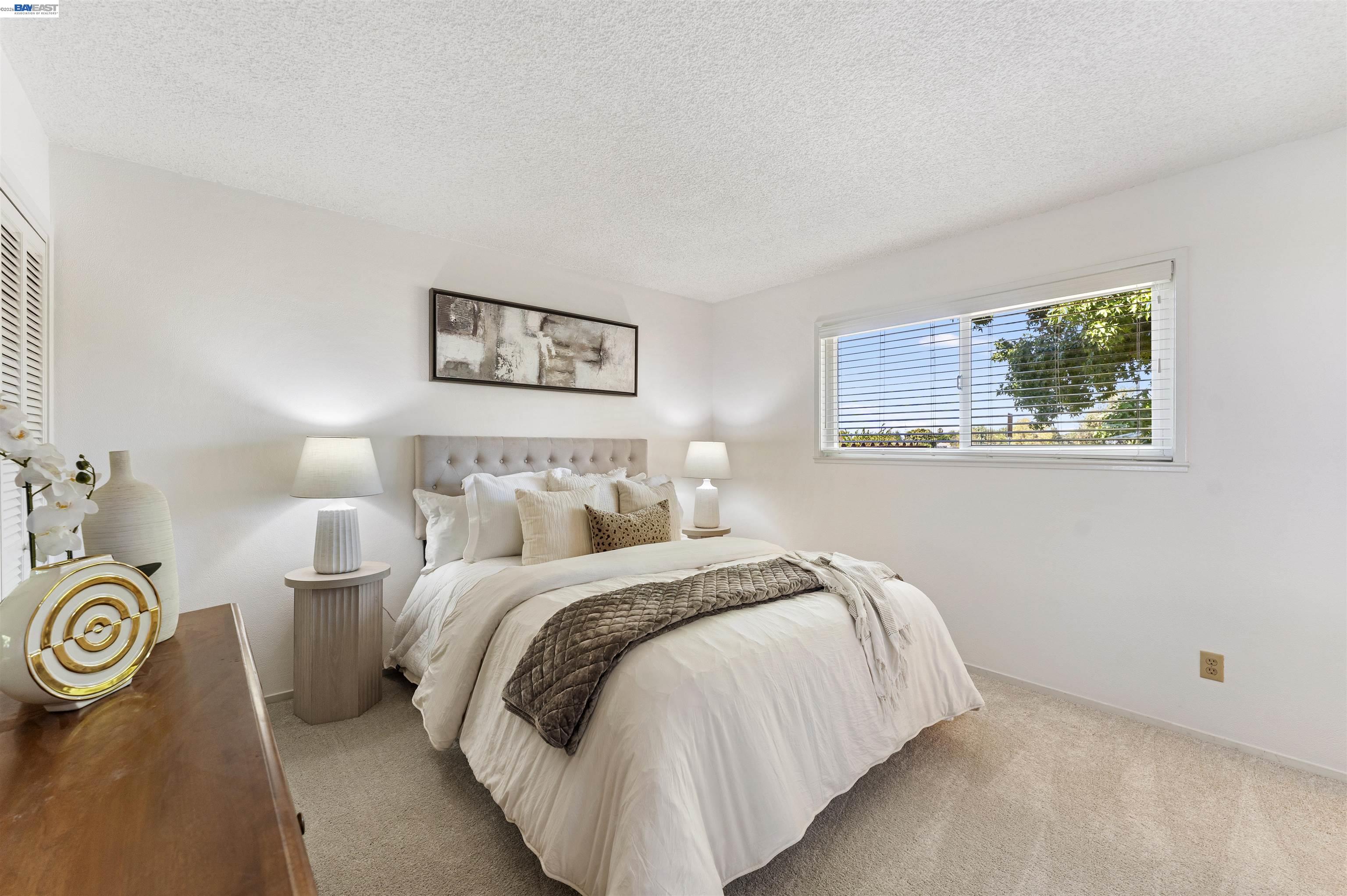 1596 Heather Lane