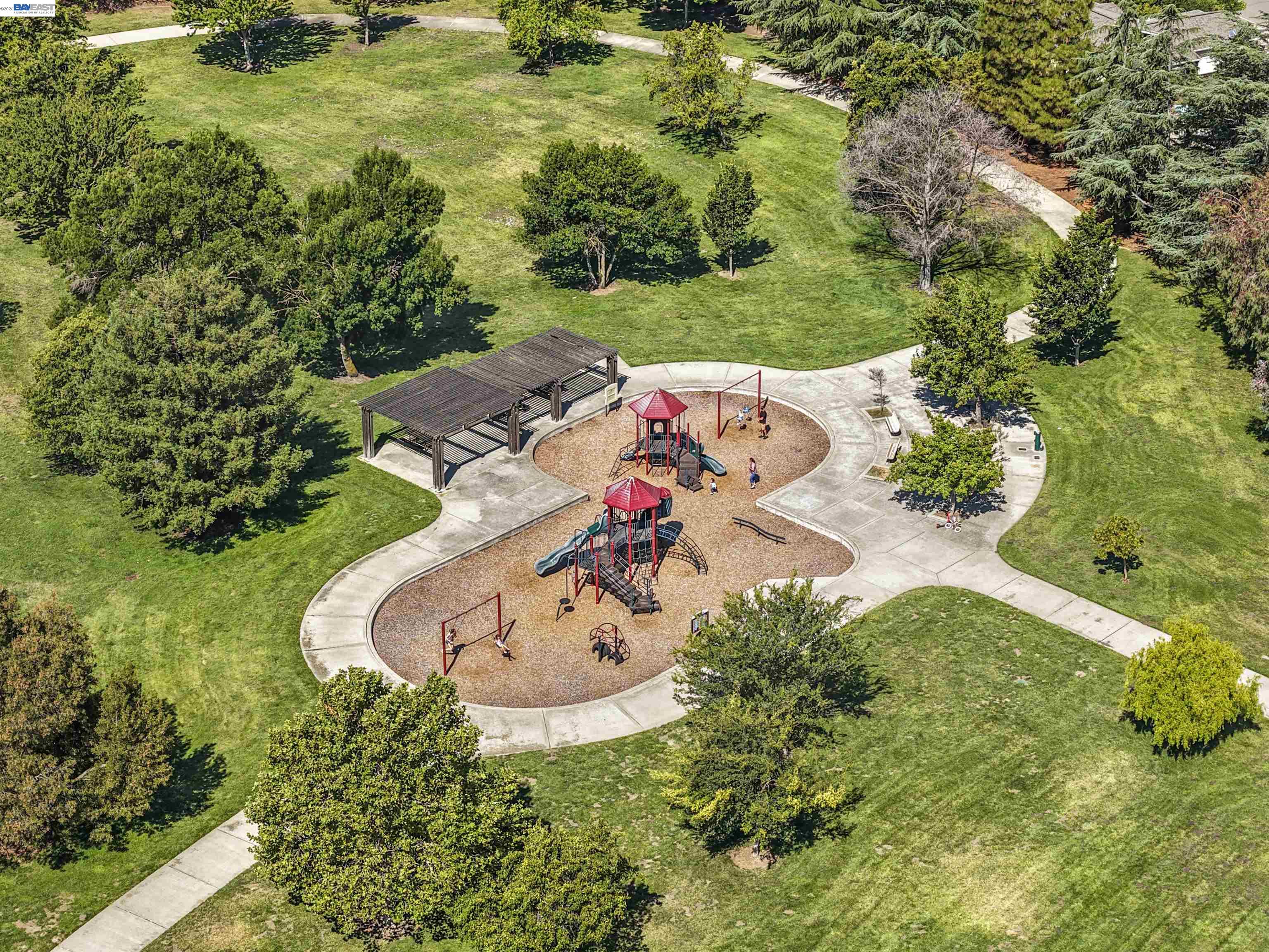 1596 Heather Lane