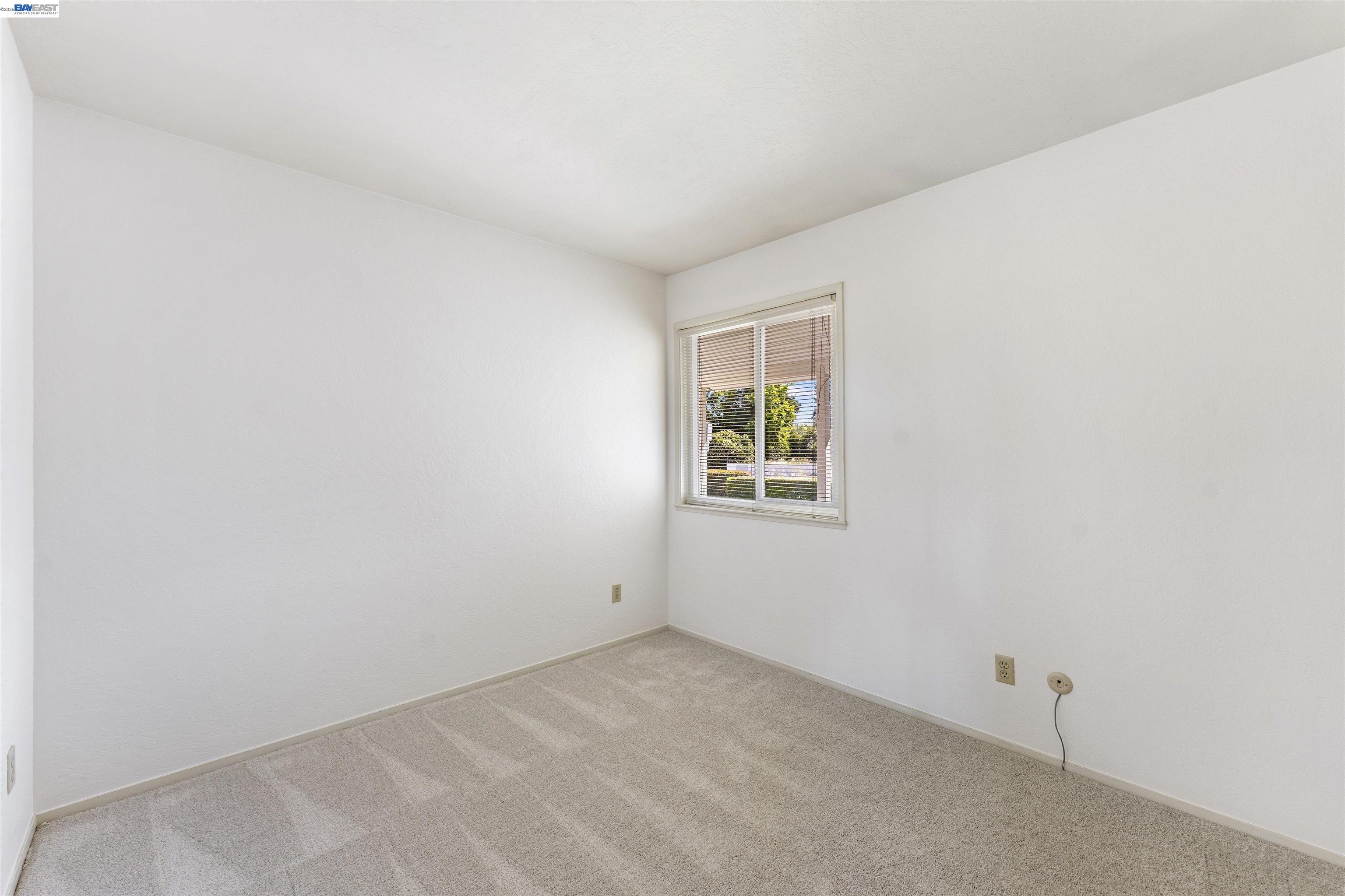 1596 Heather Lane