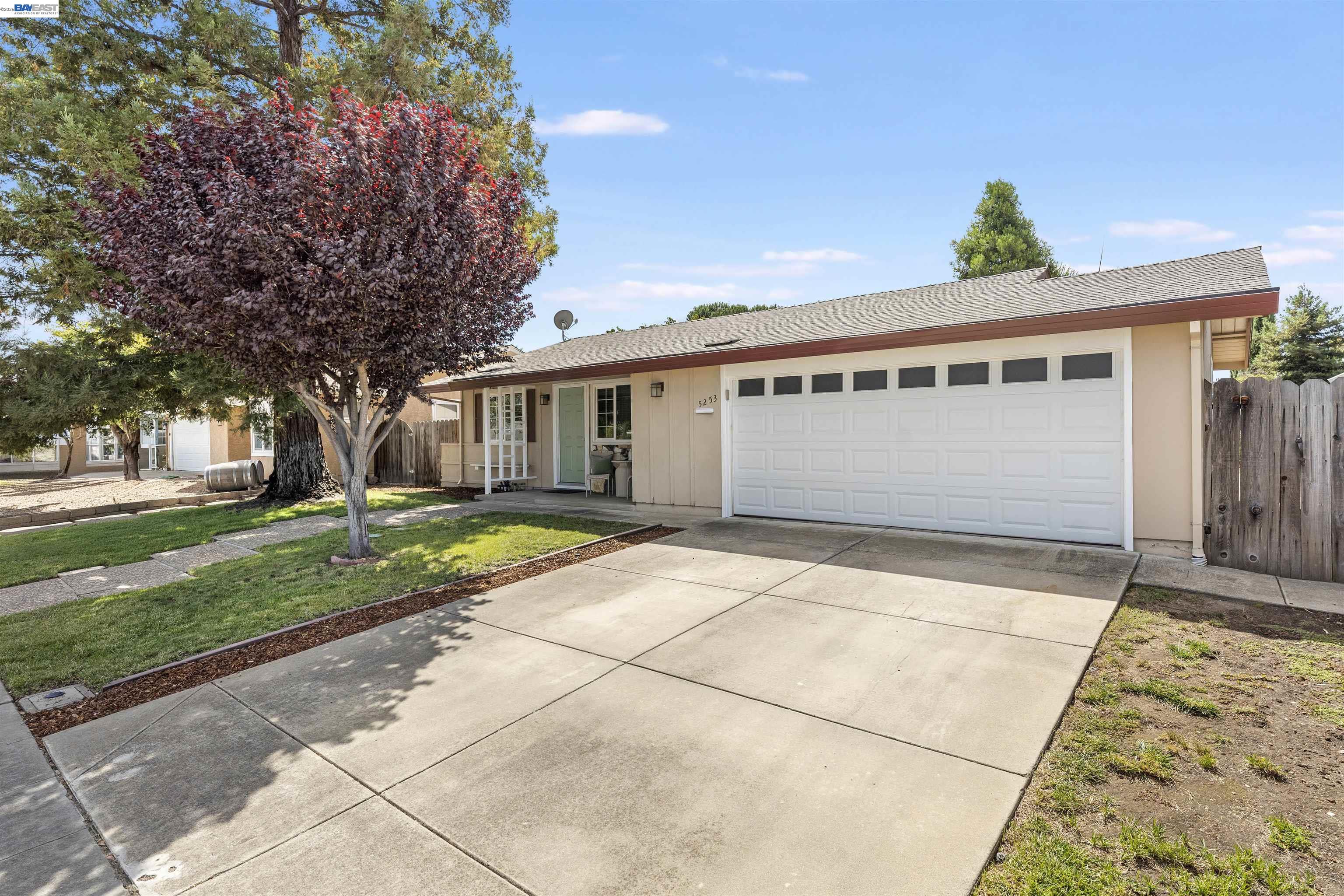 5253 Iris Way
