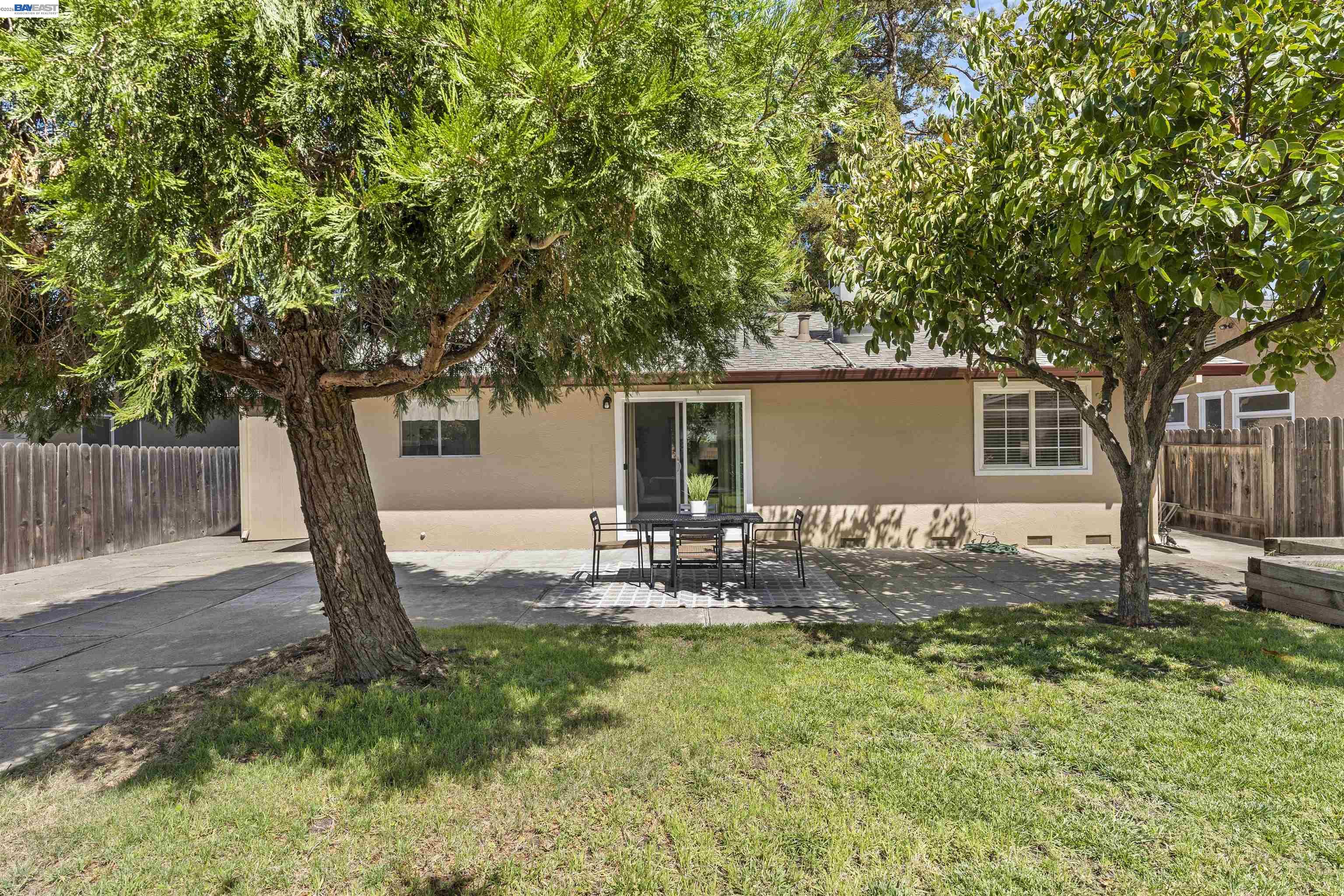 5253 Iris Way