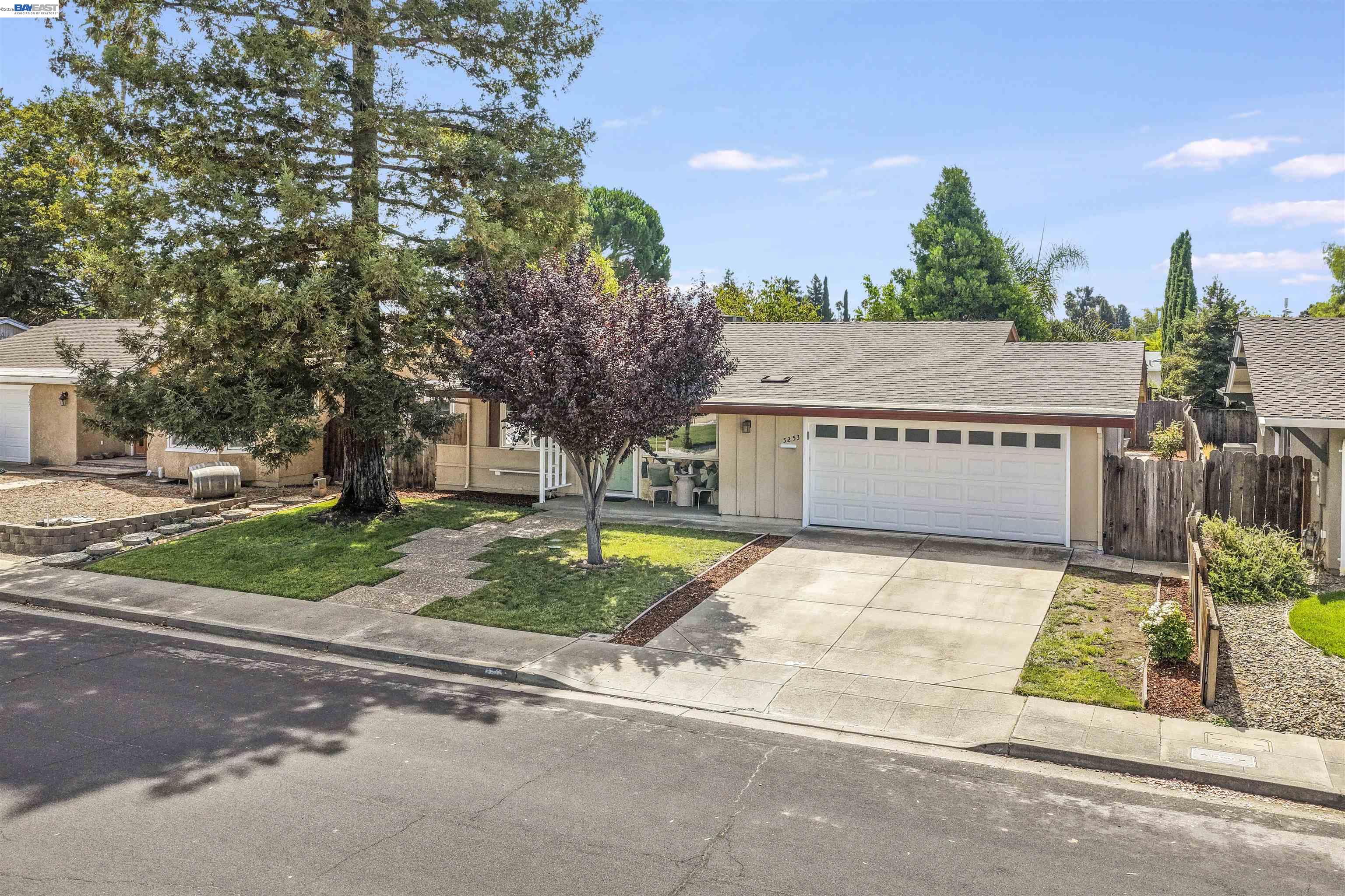 5253 Iris Way